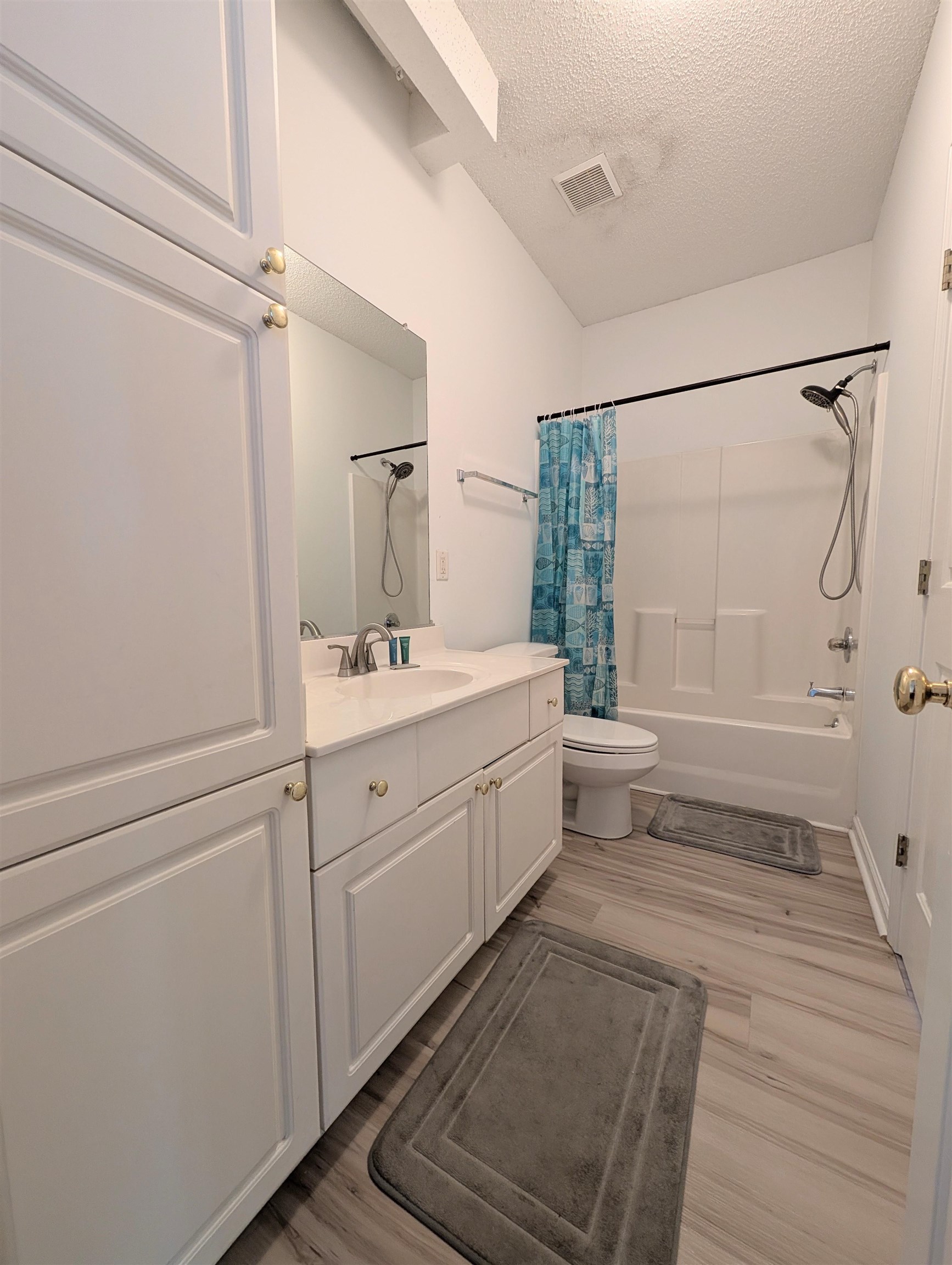 9754 Leyland Dr. Property Photo 14
