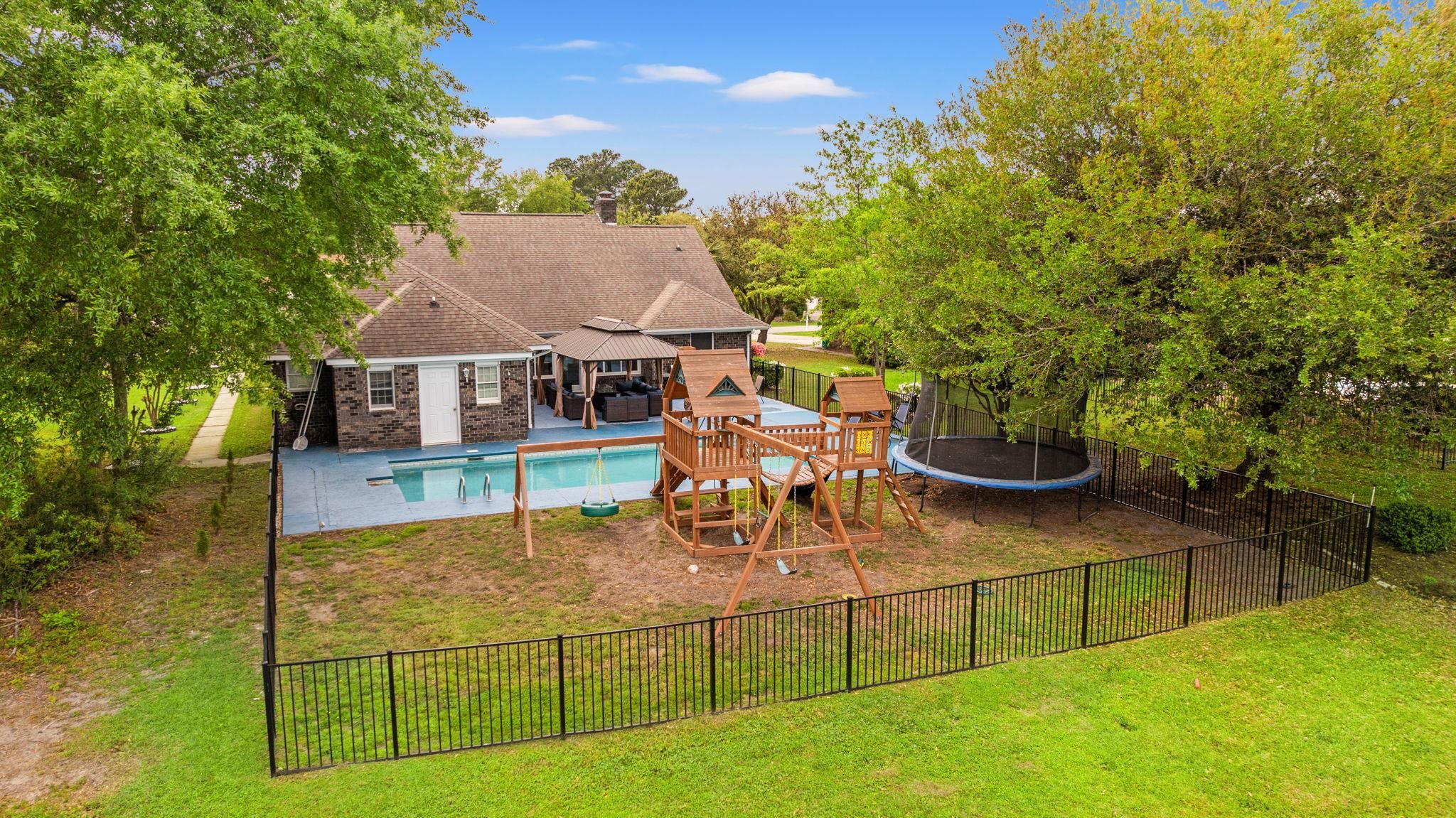 102 Ashley River Rd. Property Photo 40