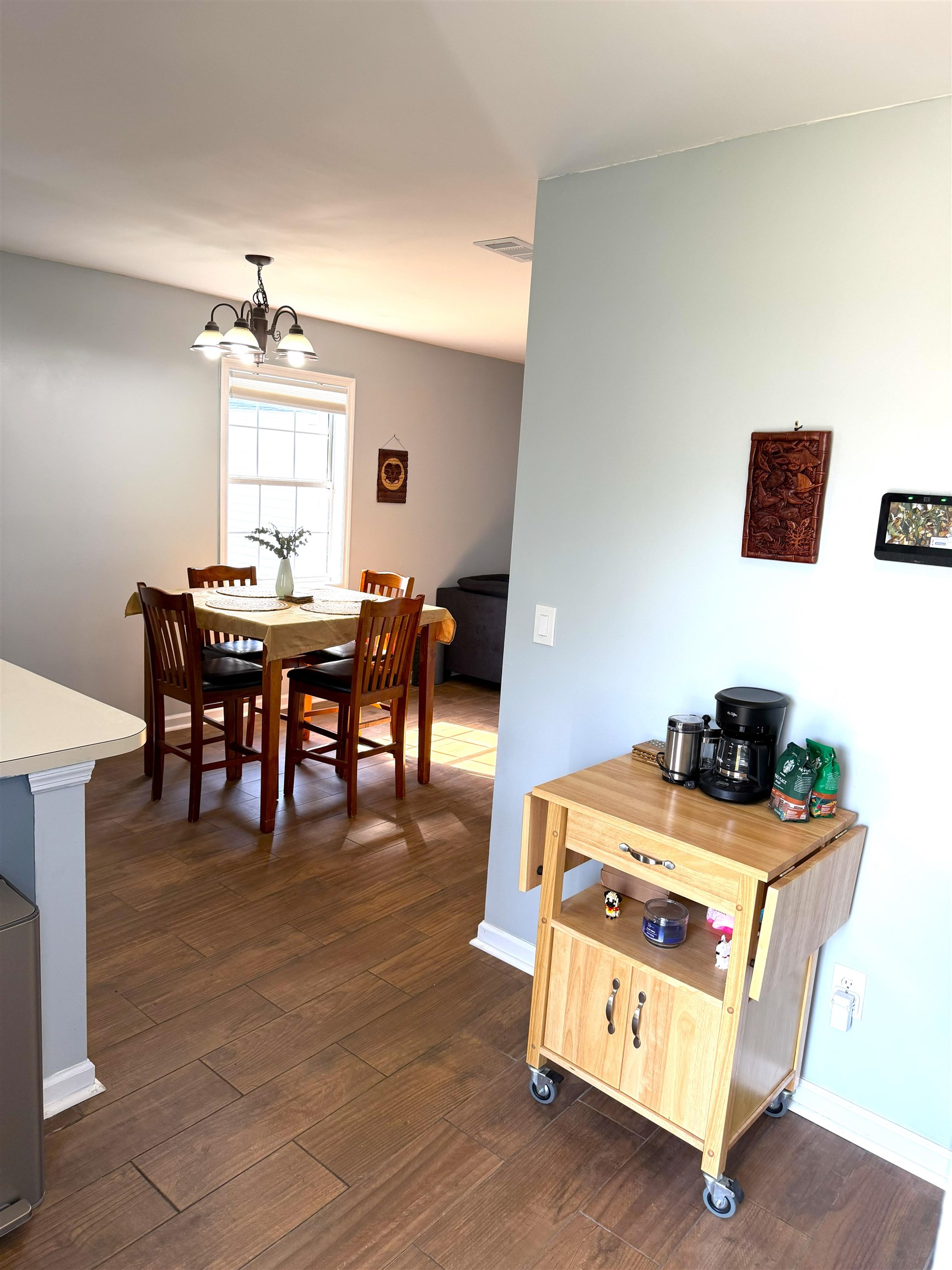 9575 Leeds Circle Property Photo 3