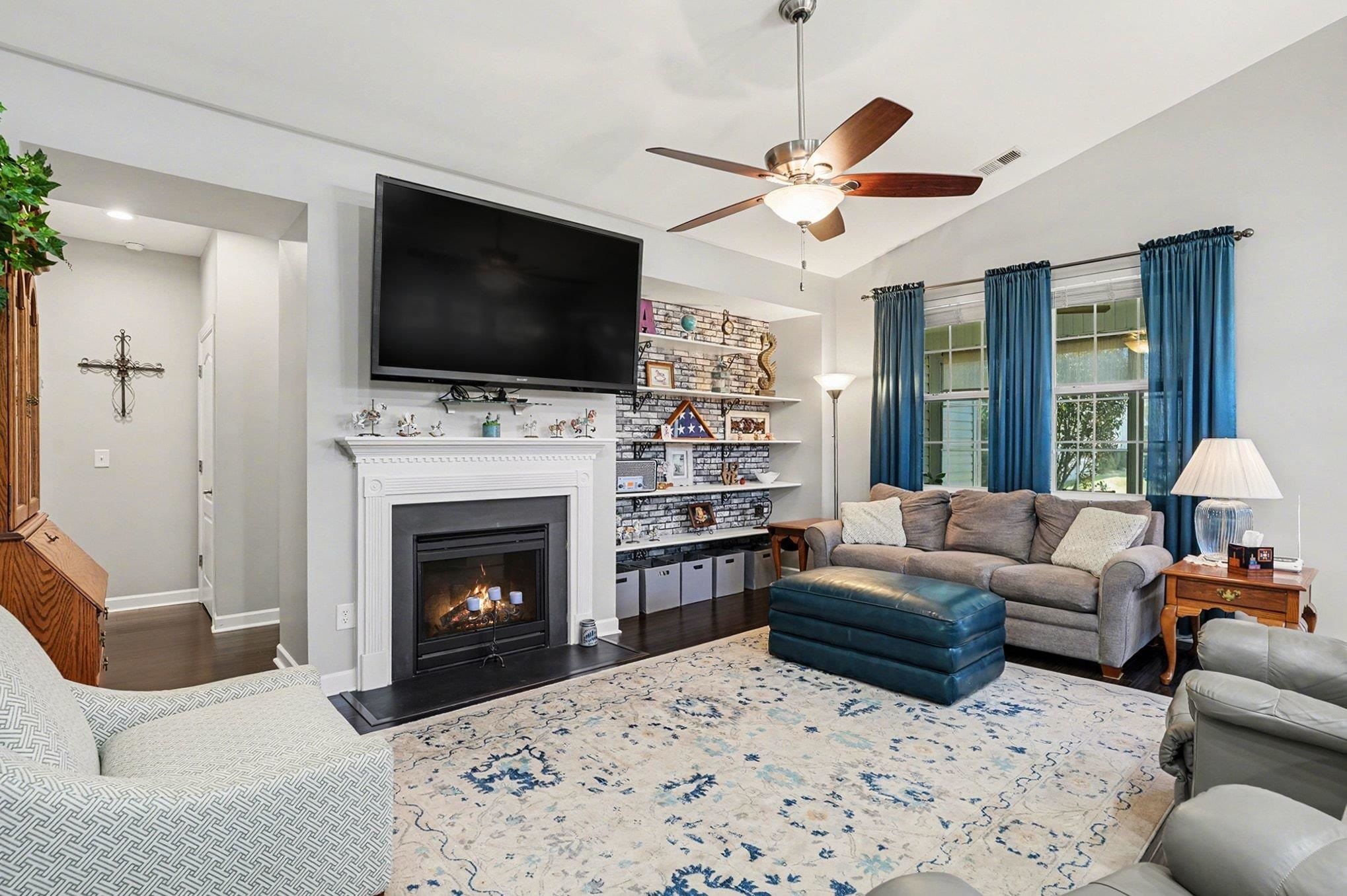 3749 White Wing Circle Property Photo 10
