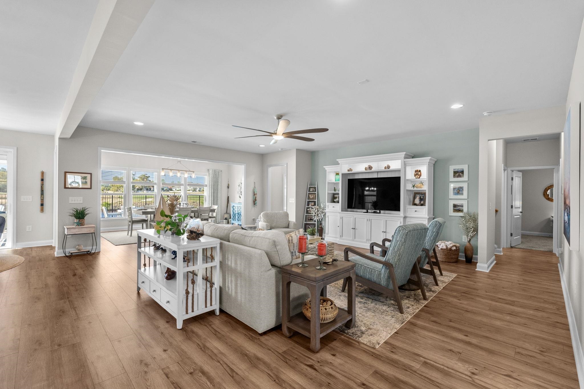 7392 Sarteano Dr. Property Photo 8