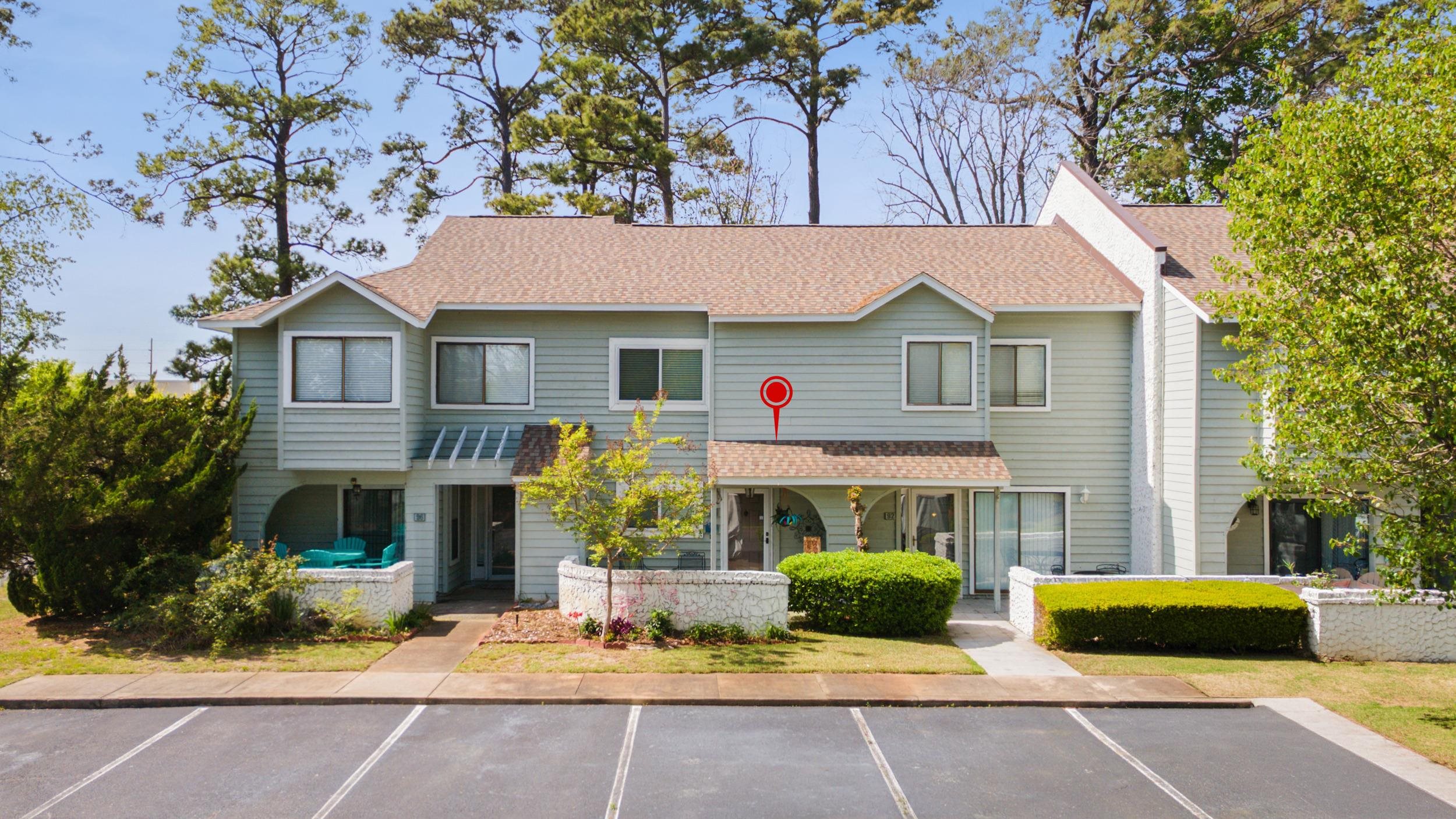 100 Shadow Moss Pl.