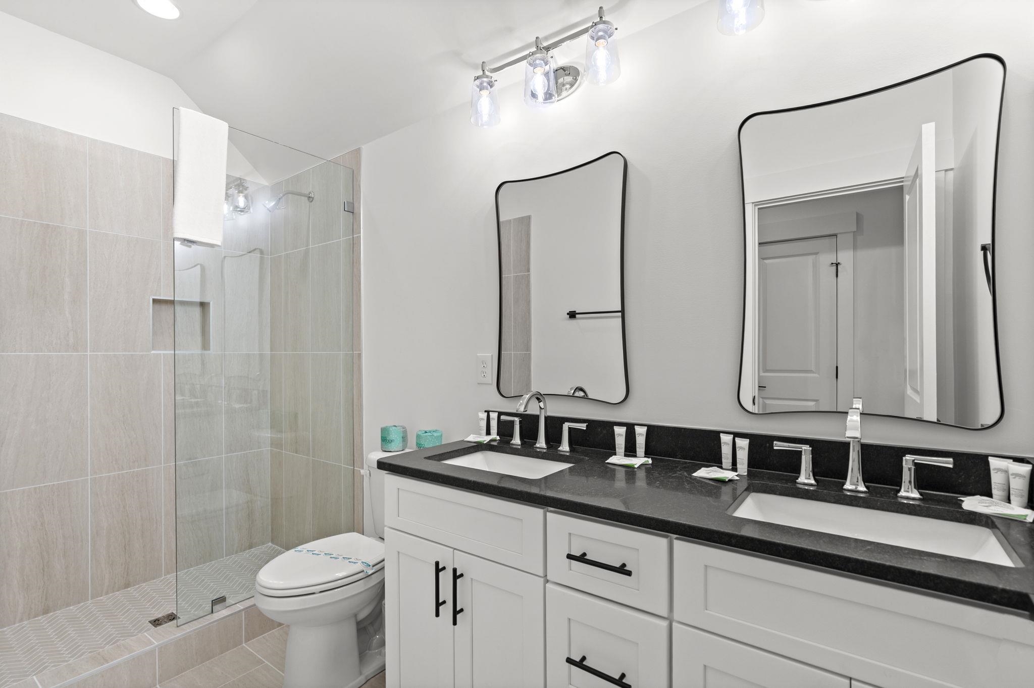 1211 N Waccamaw Dr. Property Photo 34