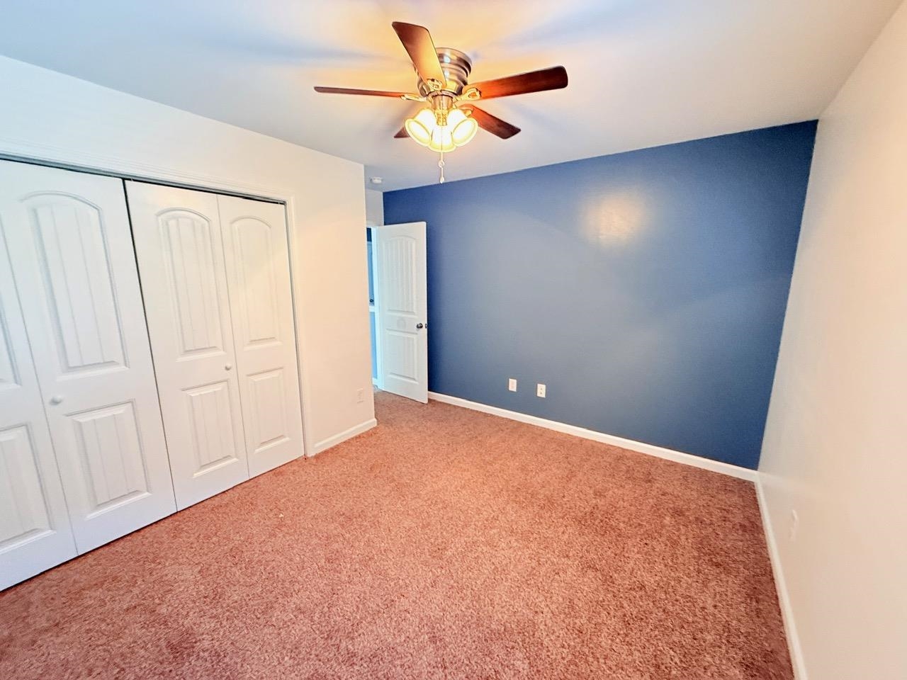 915 Oglethorpe Dr. Property Photo 20