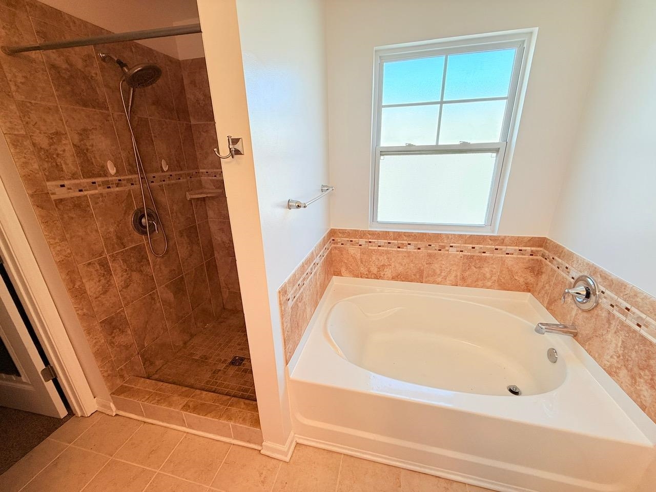 915 Oglethorpe Dr. Property Photo 23