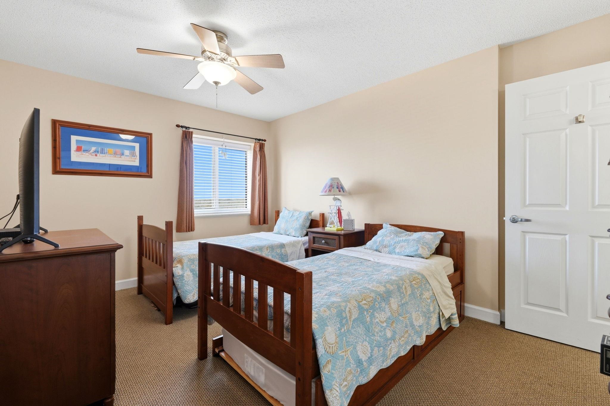 1706 Perrin Dr. Property Photo 26