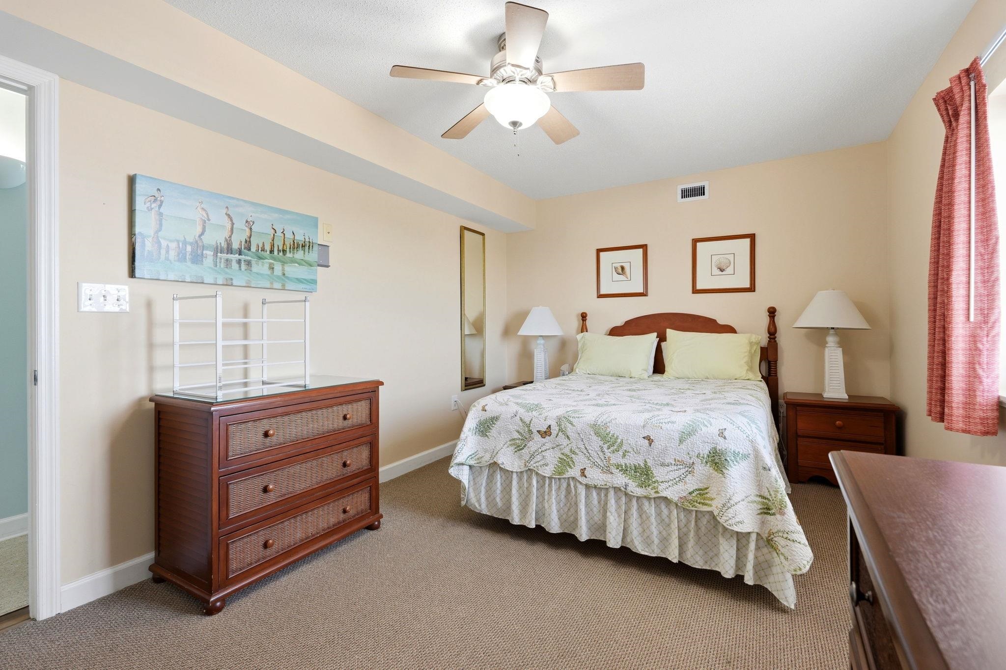 1706 Perrin Dr. Property Photo 32