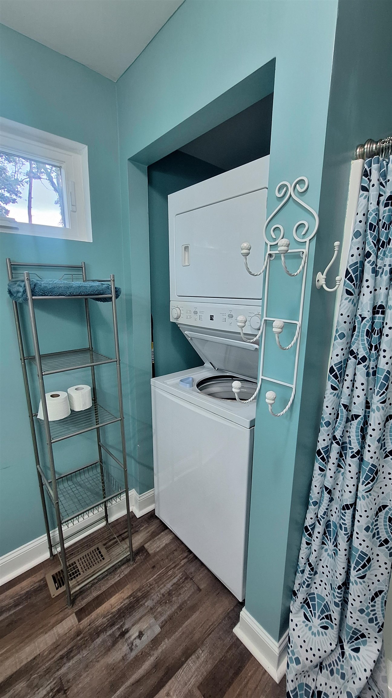 1008 Dunbar St. Property Photo 13