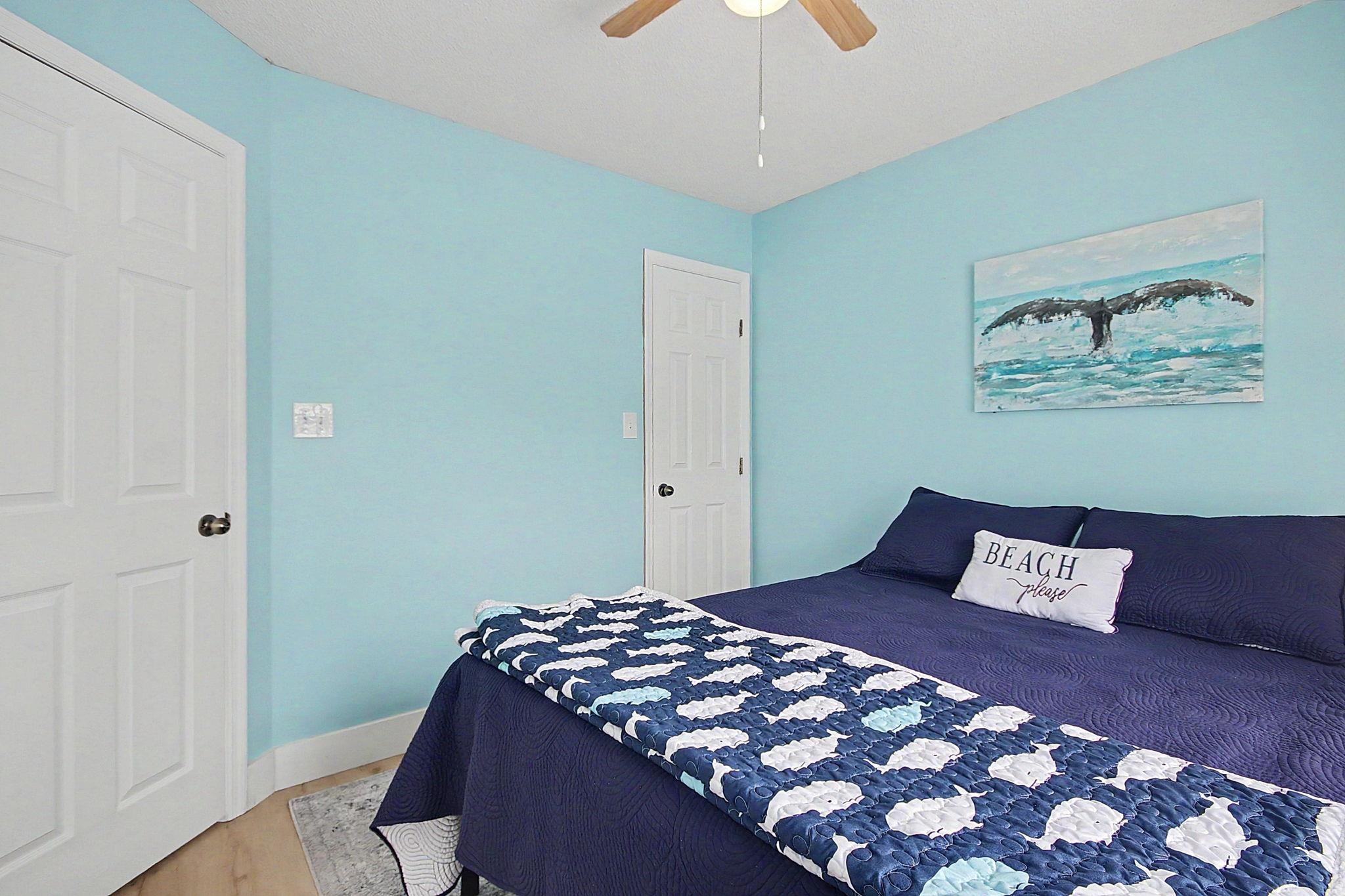 1001 Charles St. Property Photo 23