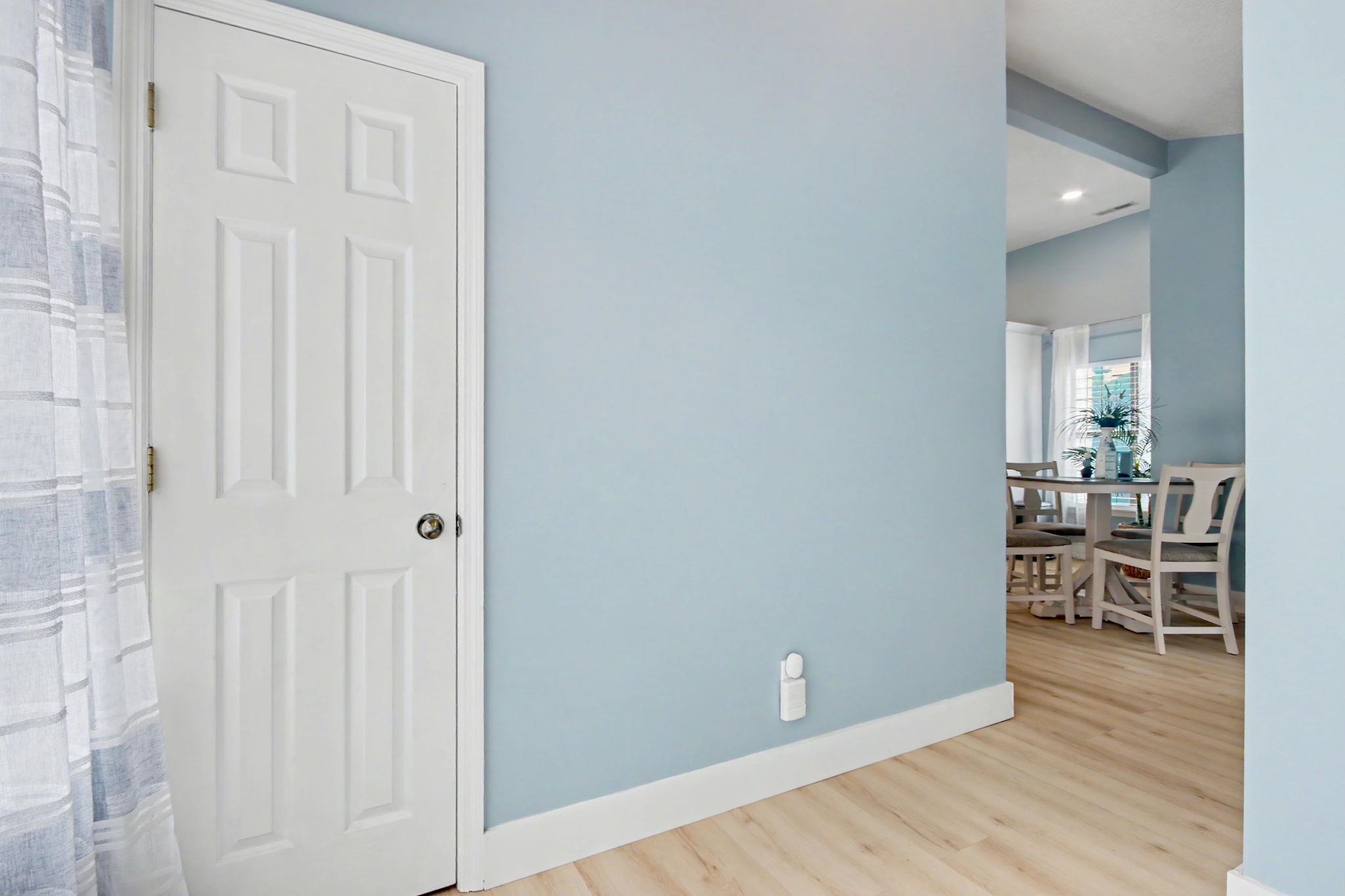 1001 Charles St. Property Photo 25