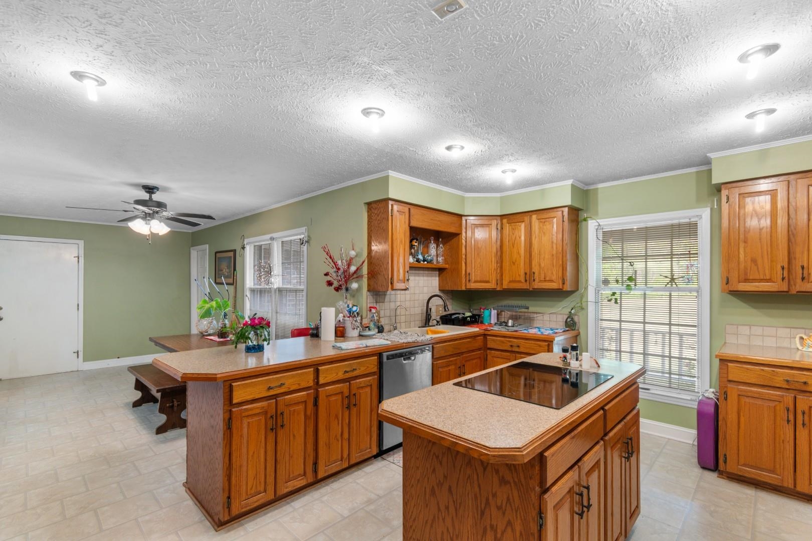 11254 N Highway 905 Property Photo 4