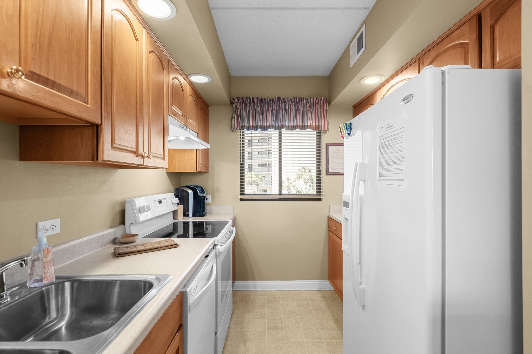 423 Parker Dr. Property Photo 17