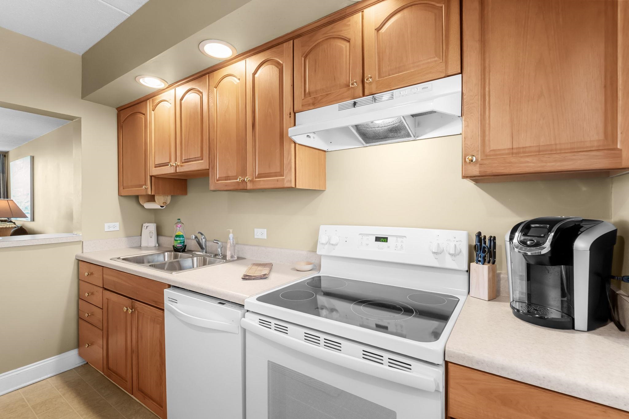 423 Parker Dr. Property Photo 19