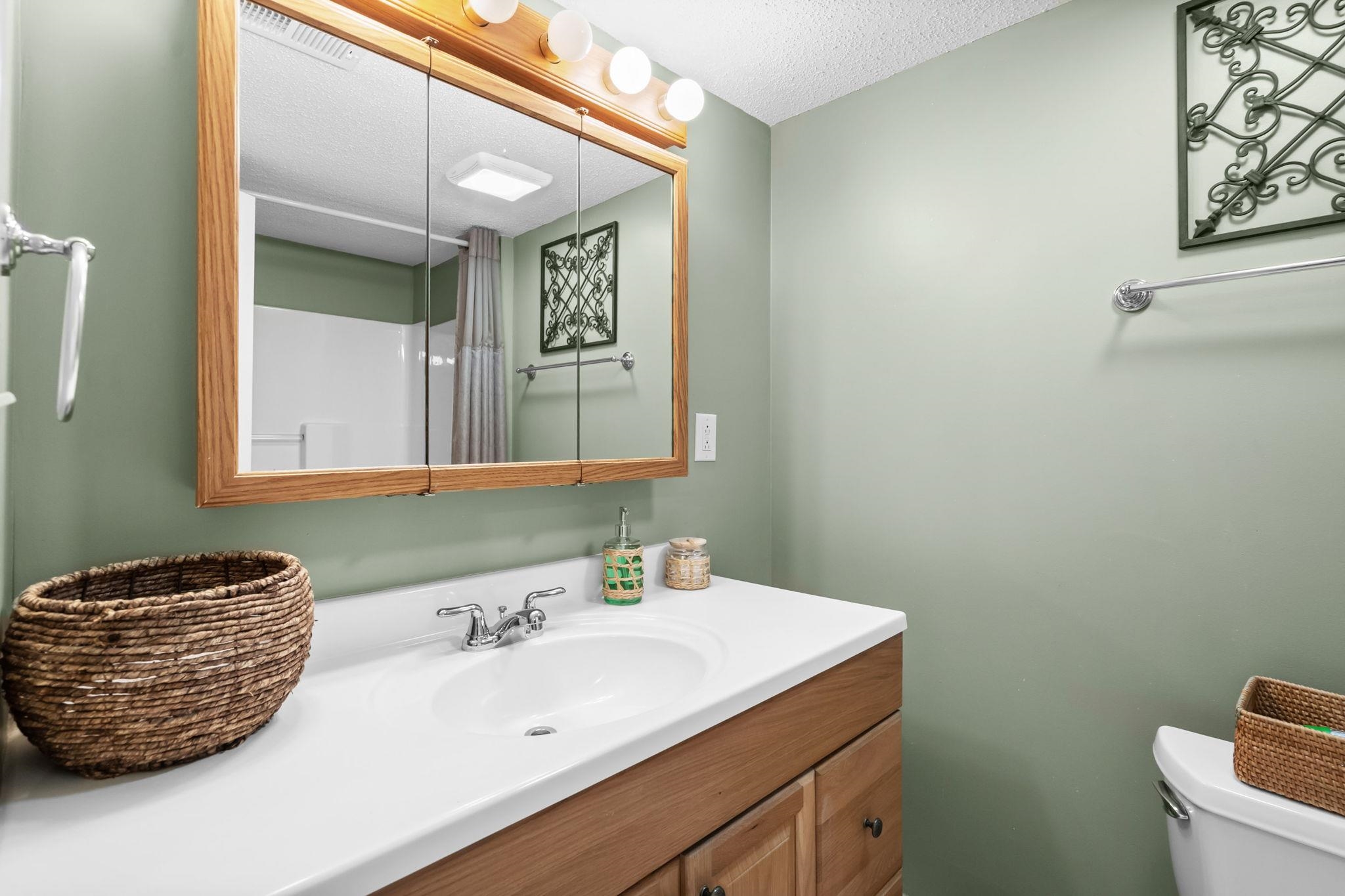 423 Parker Dr. Property Photo 30