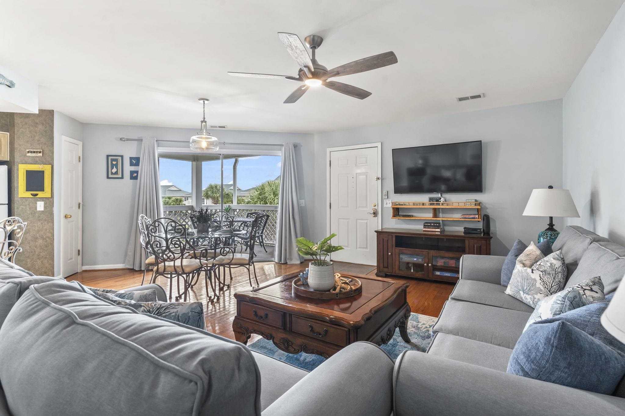 300 Shorehaven Dr. Property Photo 8