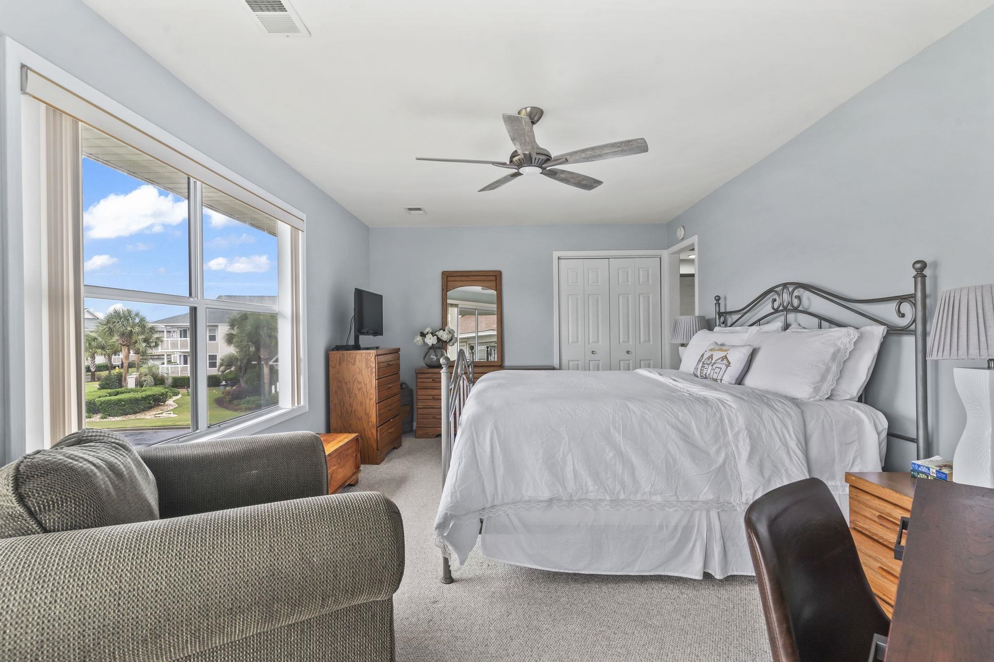 300 Shorehaven Dr. Property Photo 18