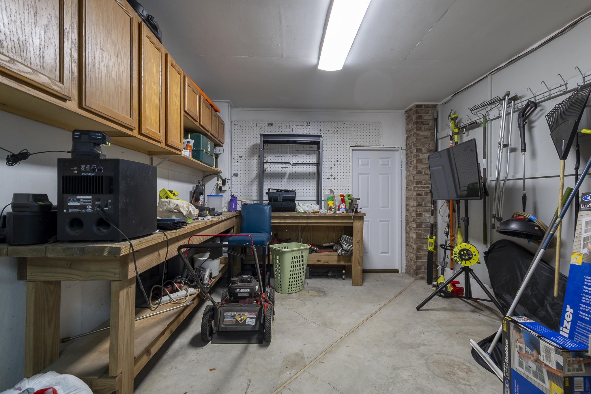644 Wedgewood Dr. Property Photo 34