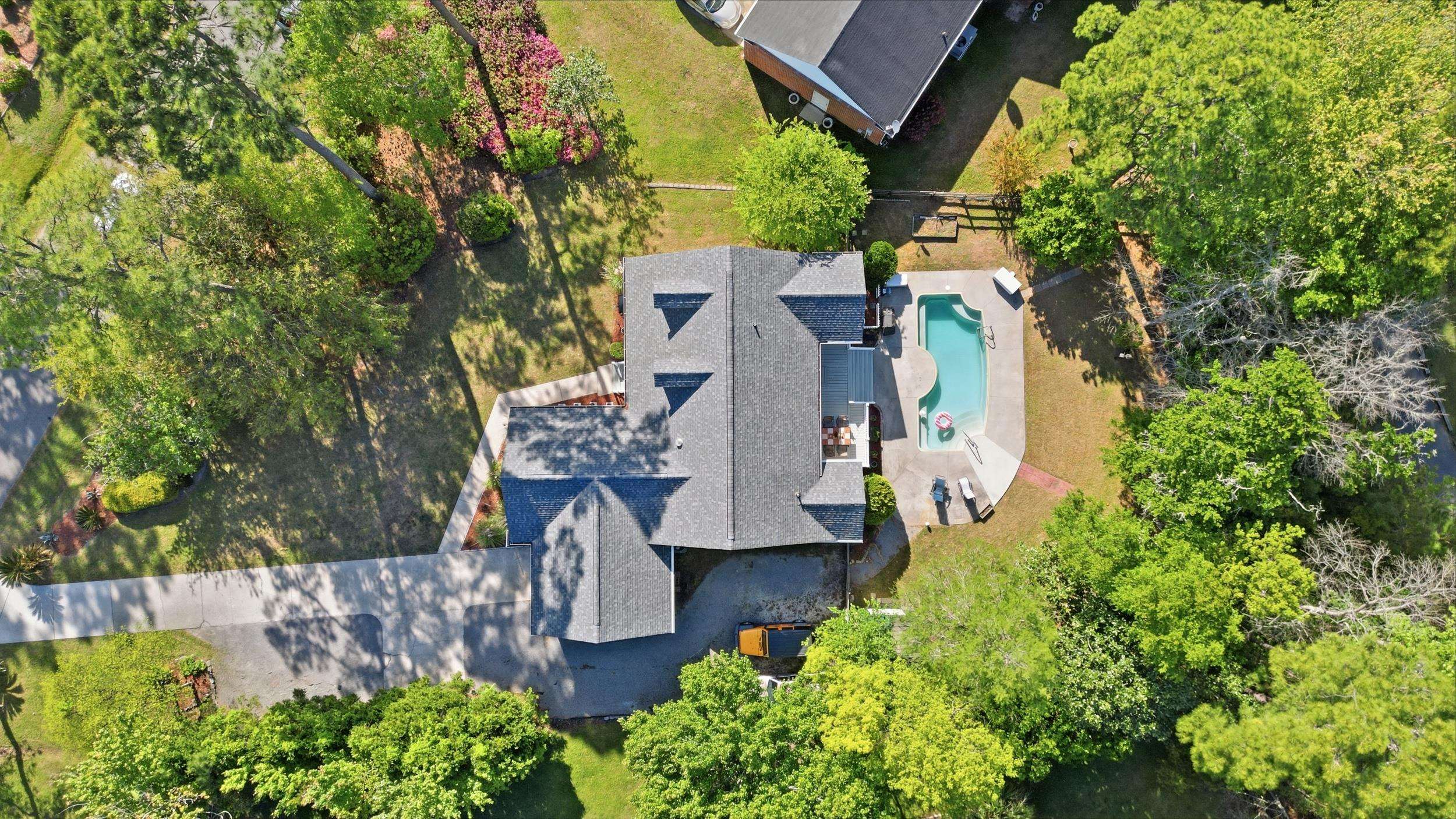 2264 Wedgefield Rd. Property Photo 1
