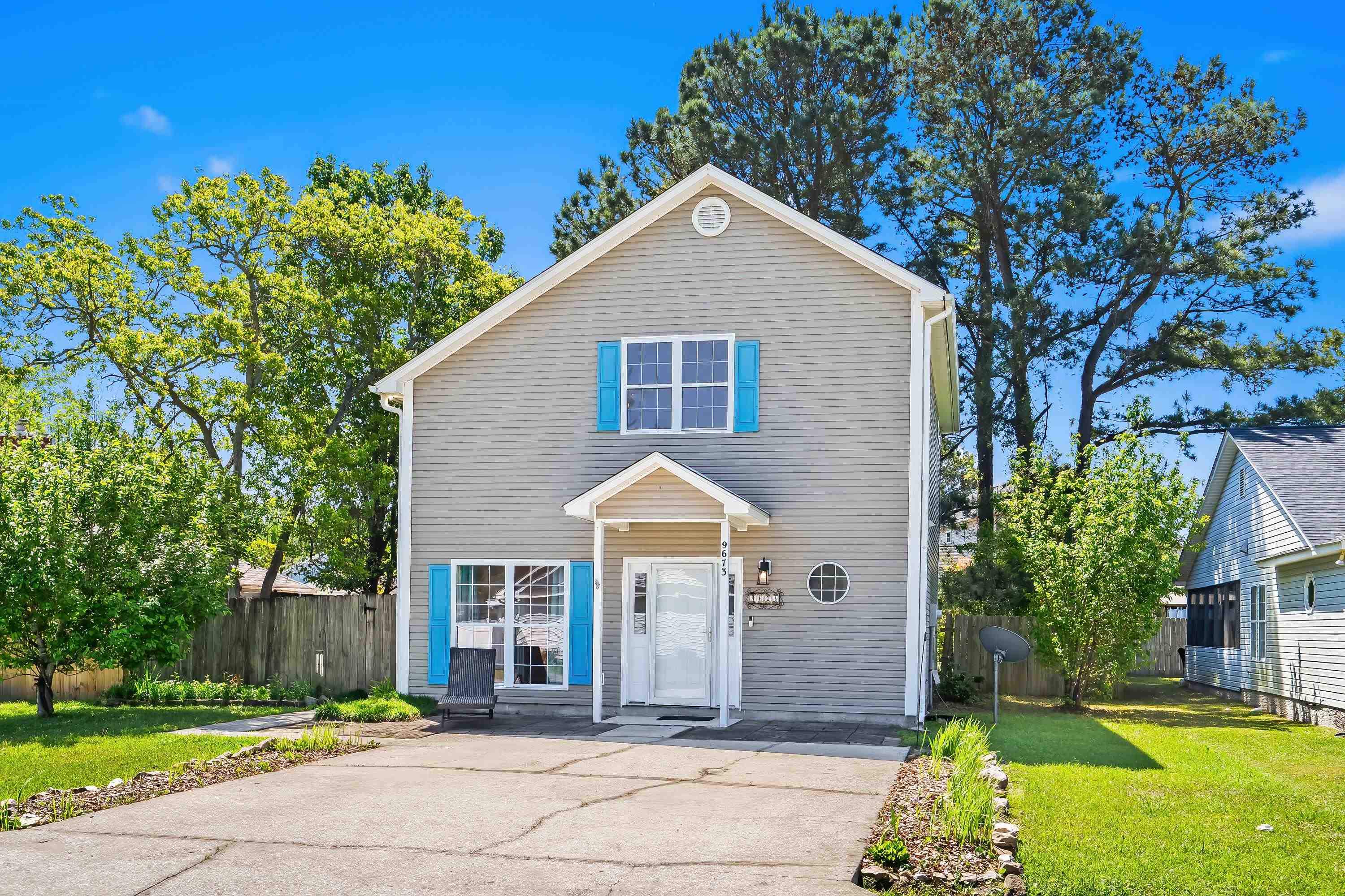 9673 Kings Grant Dr.