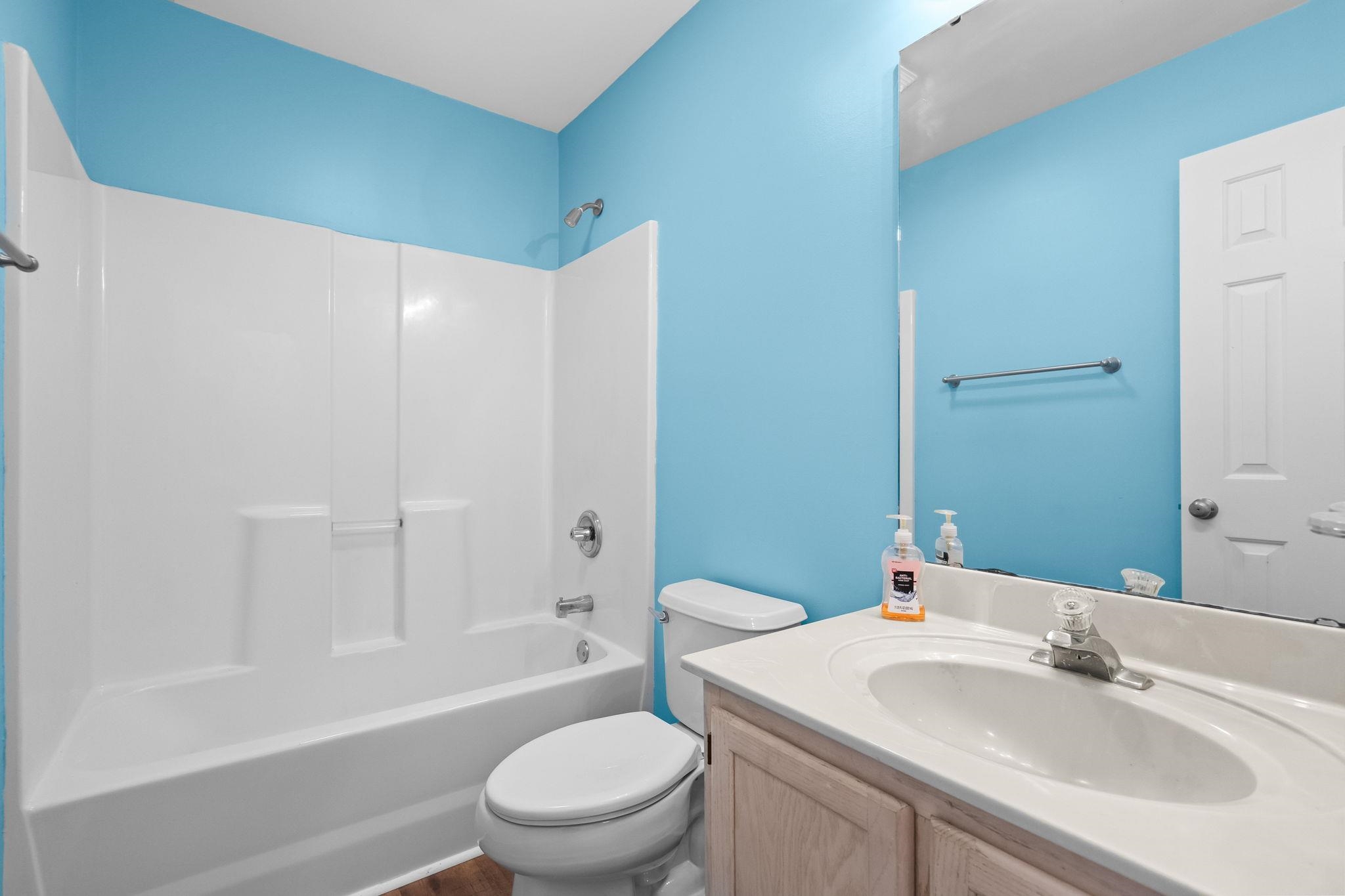 9673 Kings Grant Dr. Property Photo 24