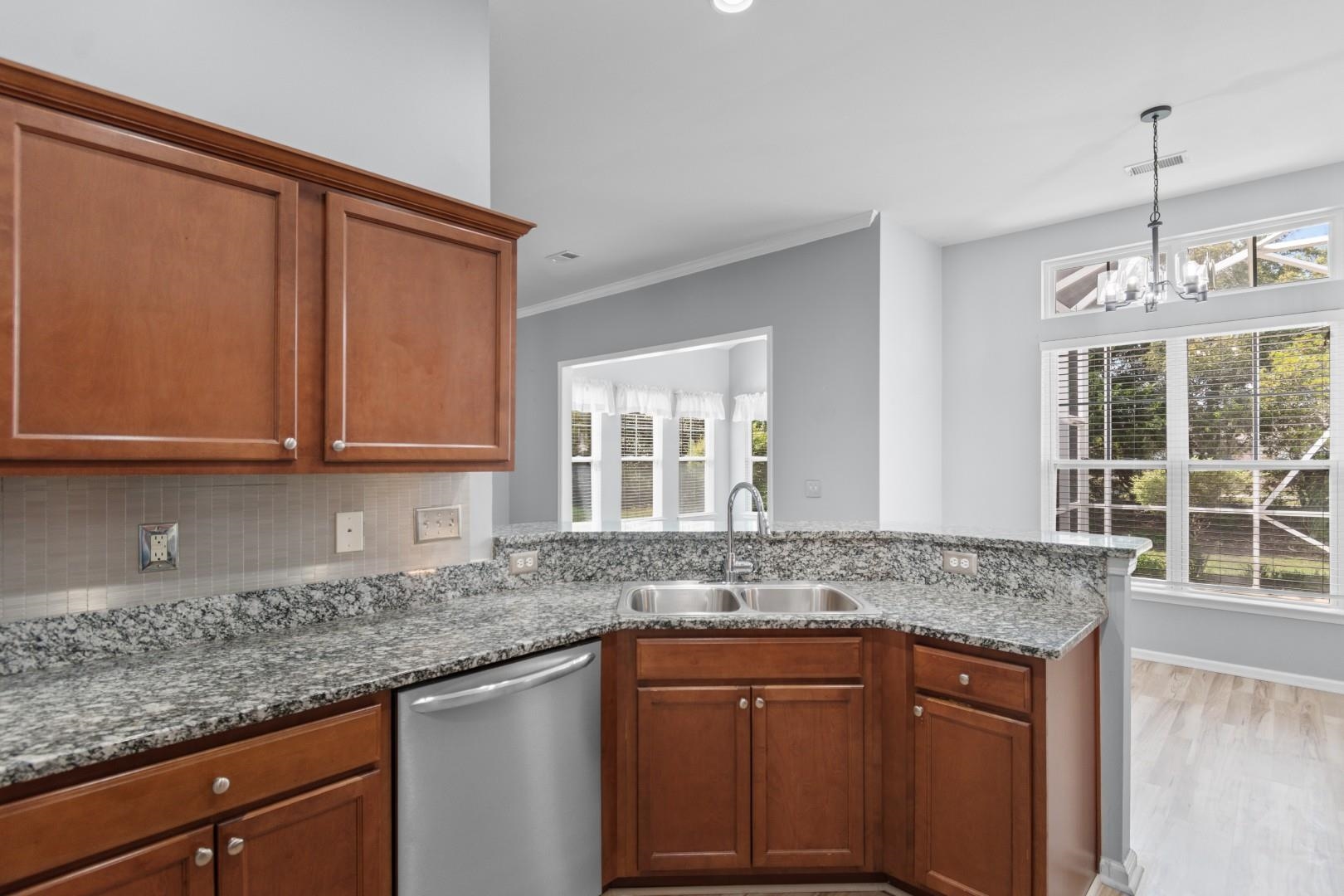 2309 Ordsall Ct. Property Photo 5