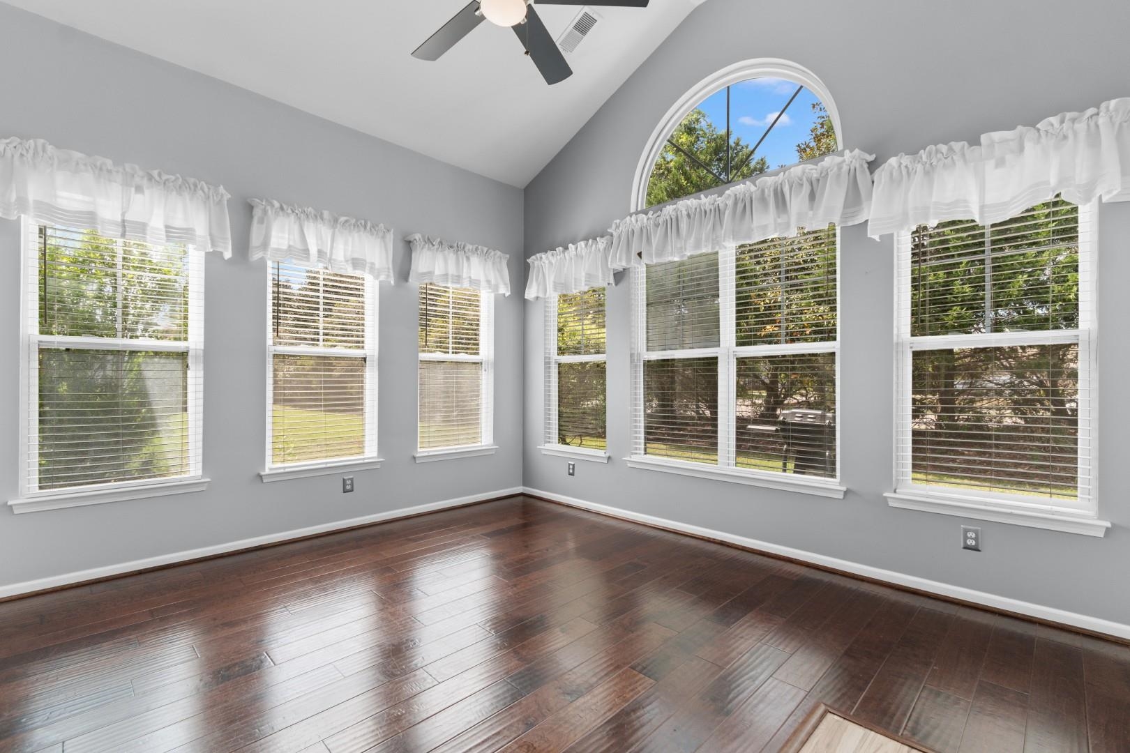 2309 Ordsall Ct. Property Photo 24