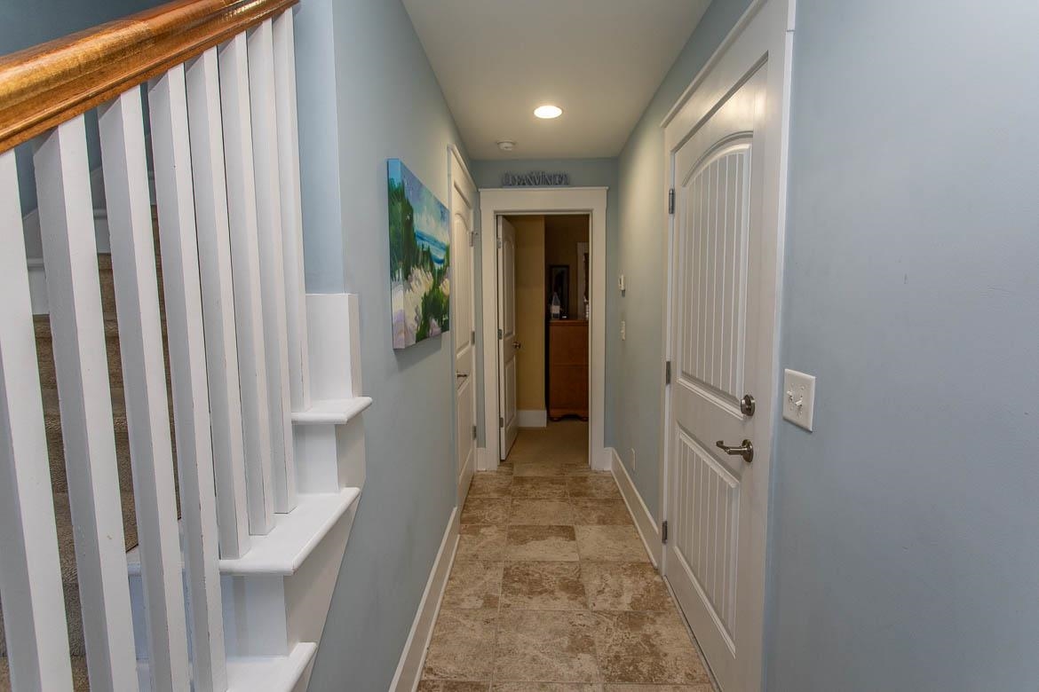 4921 Cinzia Ln. Property Photo 7