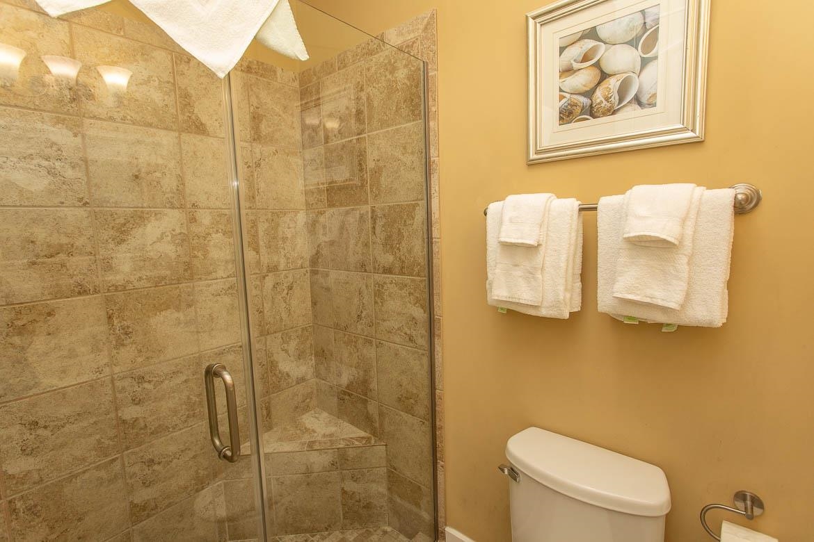4921 Cinzia Ln. Property Photo 36
