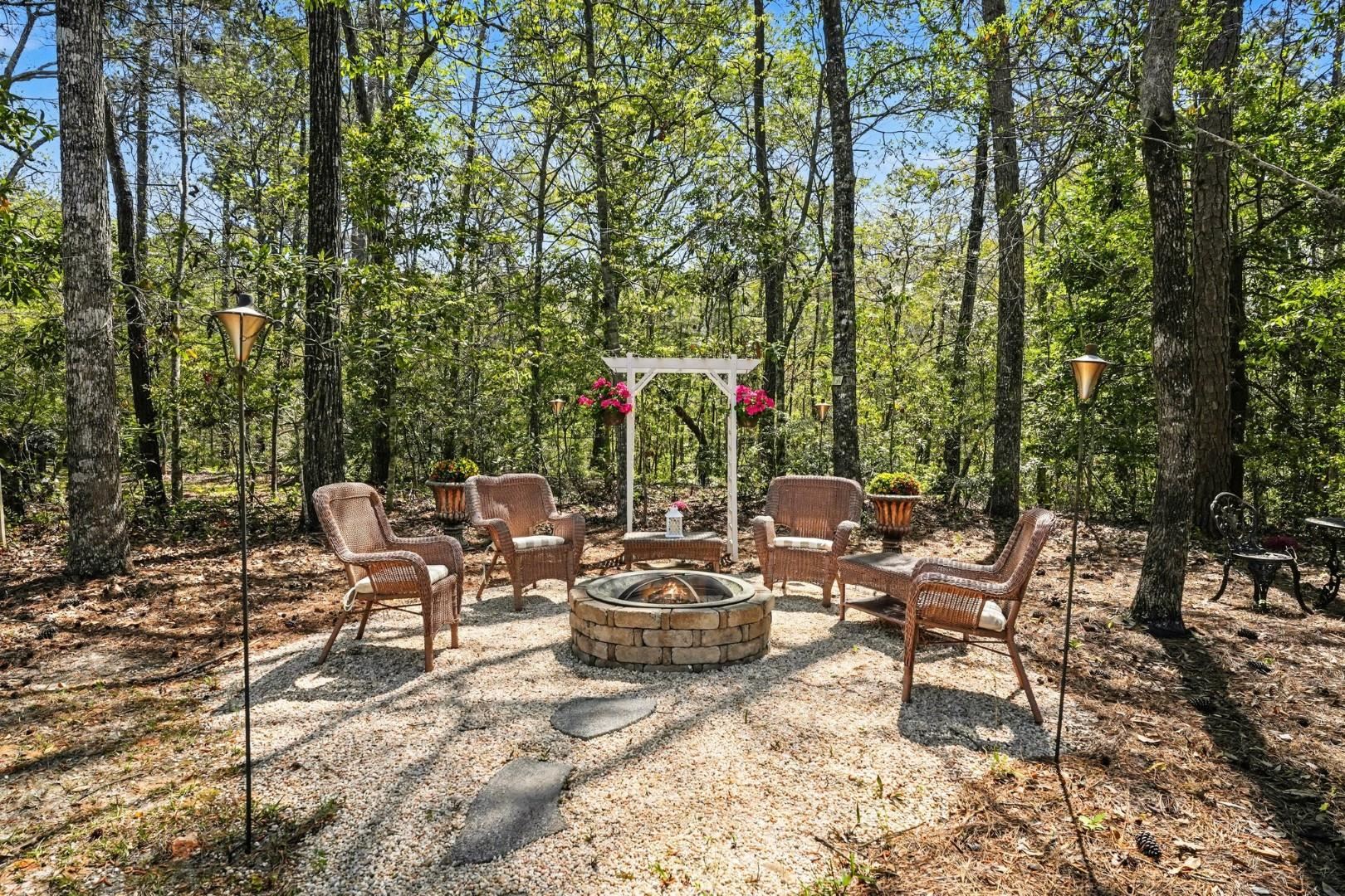 180 Highwood Circle Property Photo 65
