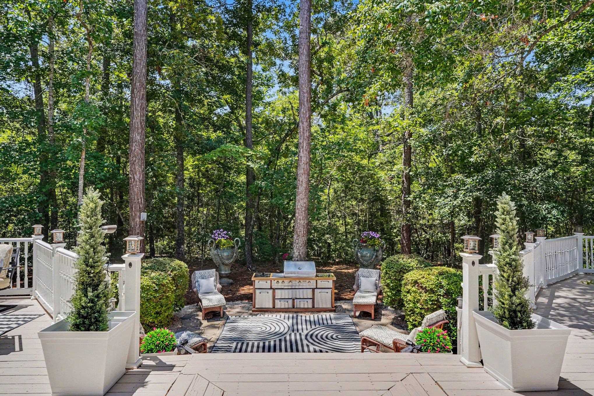 180 Highwood Circle Property Photo 87