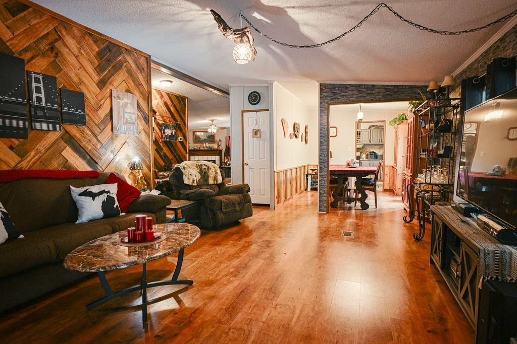 120 Honeymoon Ln Property Photo 23