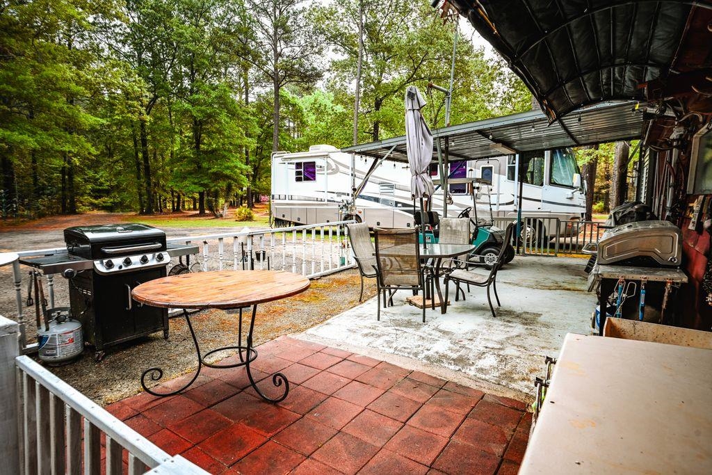 120 Honeymoon Ln Property Photo 44
