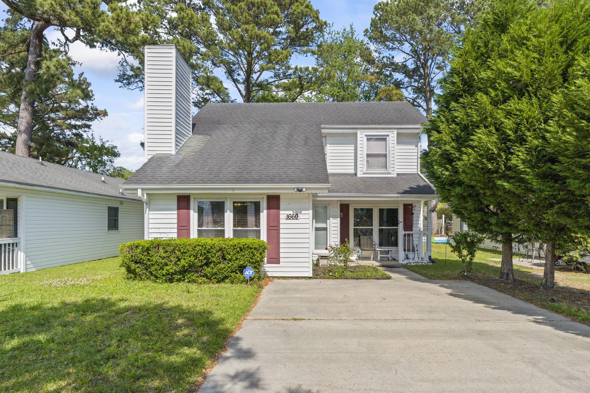 1660 Stuart Square Circle Property Photo 1