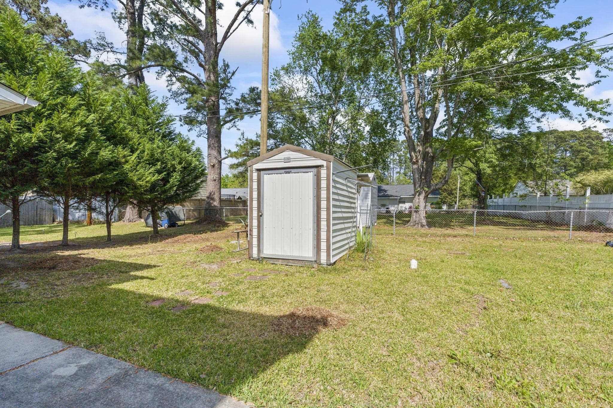 1660 Stuart Square Circle Property Photo 10
