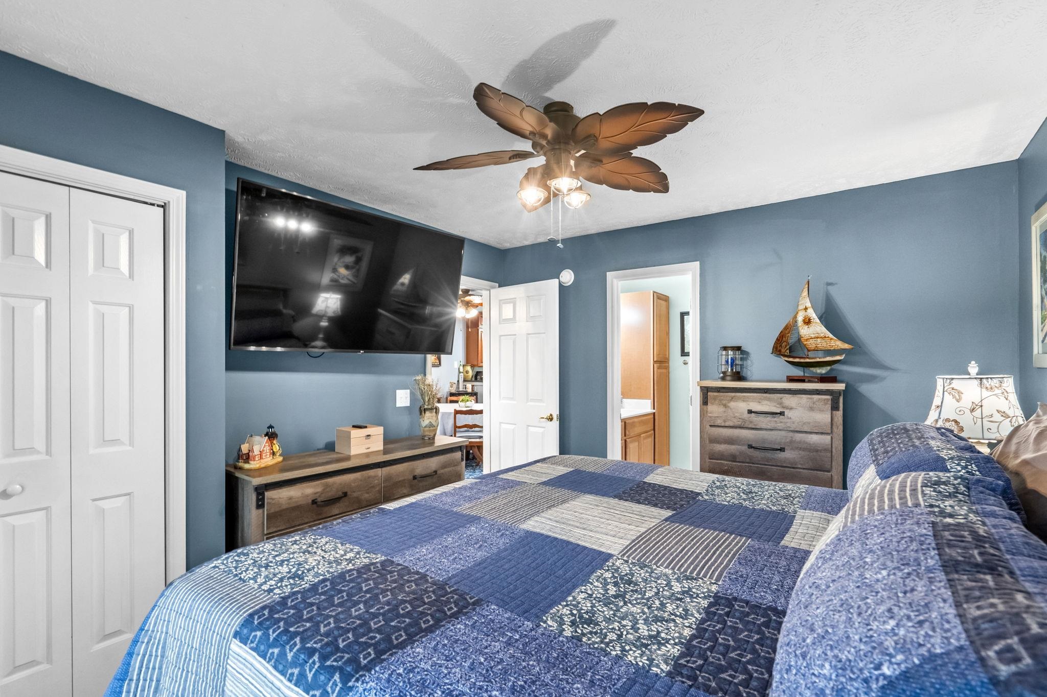 633 Waterway Village Blvd. Property Photo 26