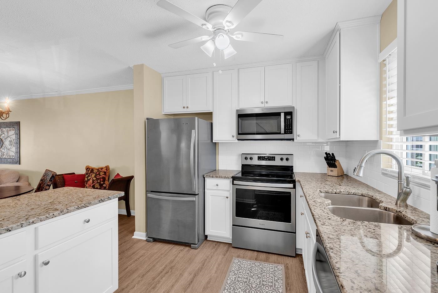 835 Villa Dr. Property Photo 6