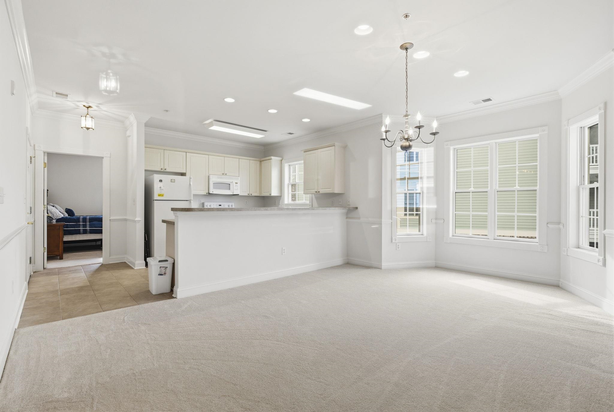 4870 Luster Leaf Circle Property Photo 6