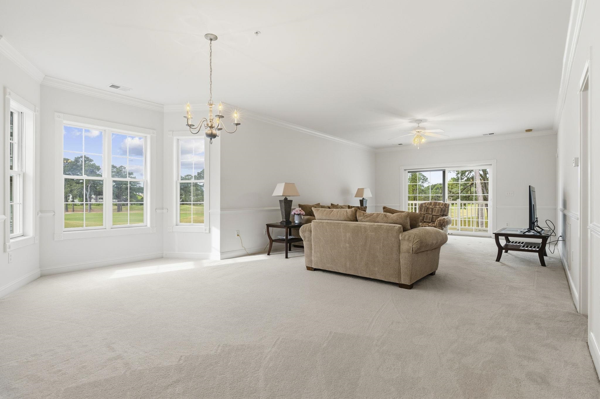4870 Luster Leaf Circle Property Photo 7