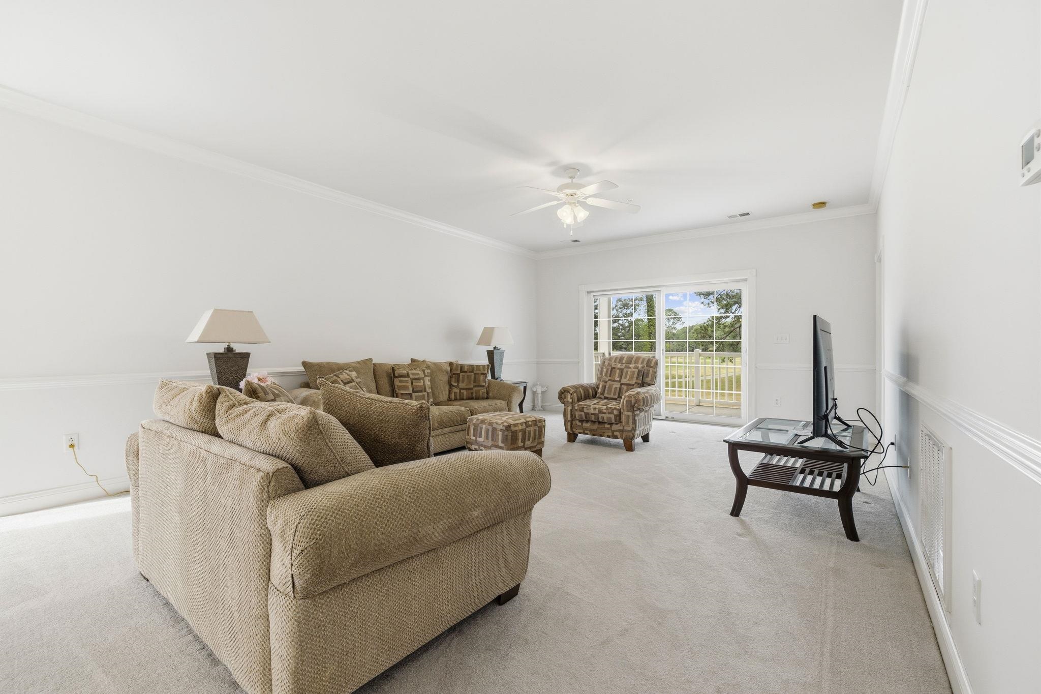 4870 Luster Leaf Circle Property Photo 10