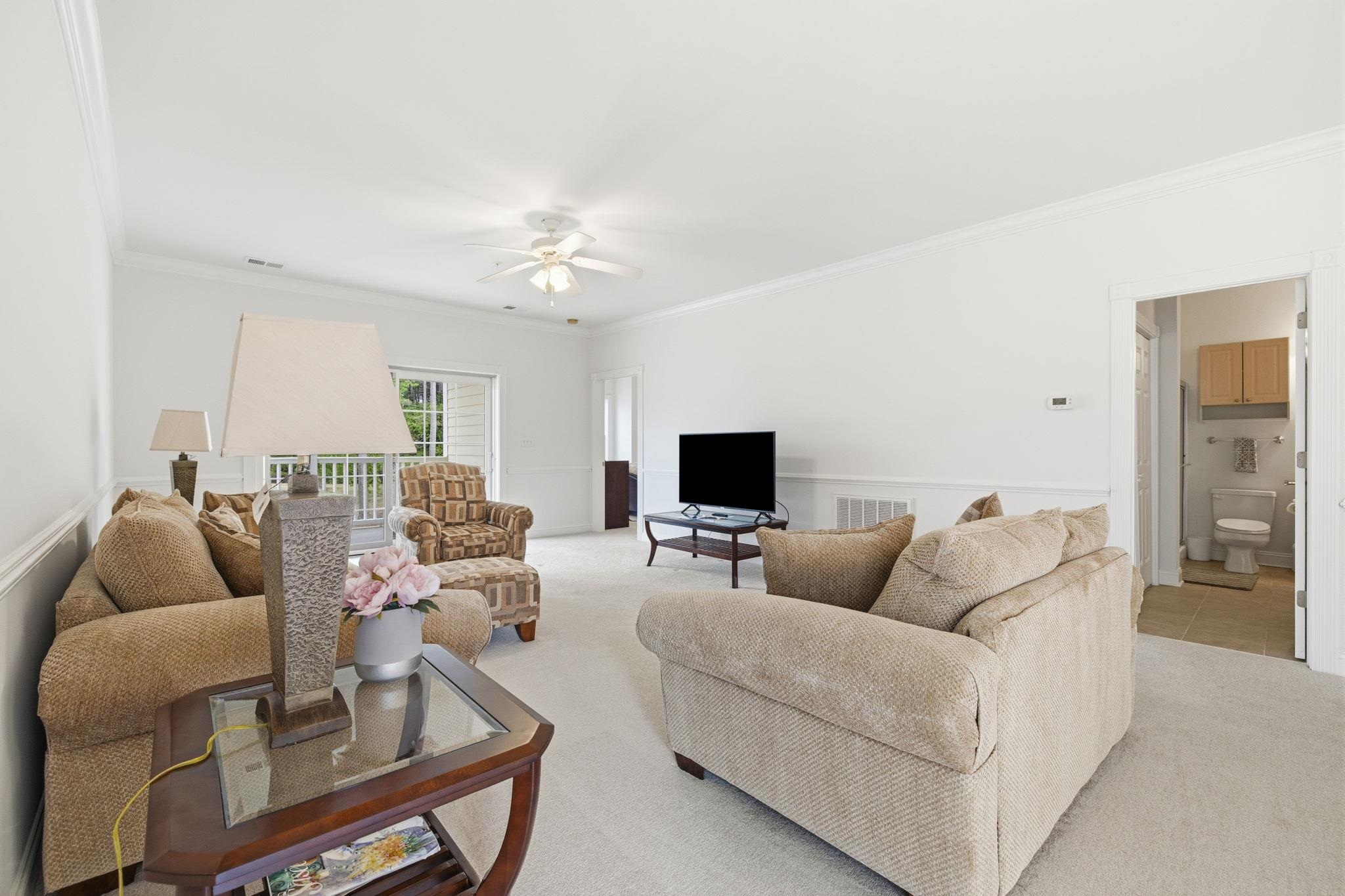 4870 Luster Leaf Circle Property Photo 11