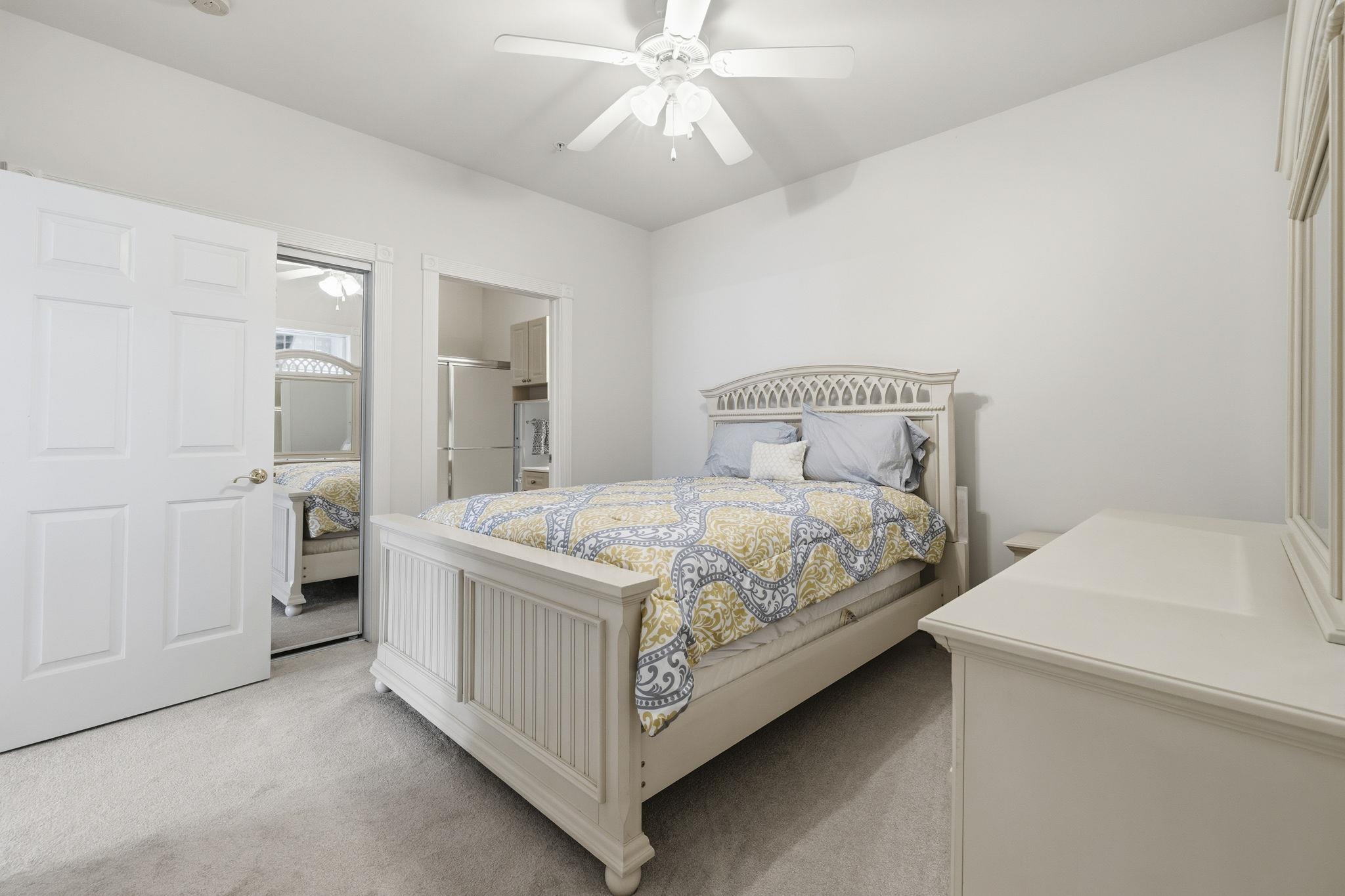 4870 Luster Leaf Circle Property Photo 13