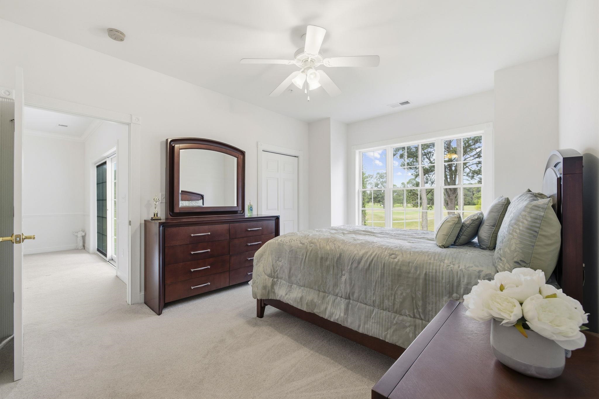 4870 Luster Leaf Circle Property Photo 19