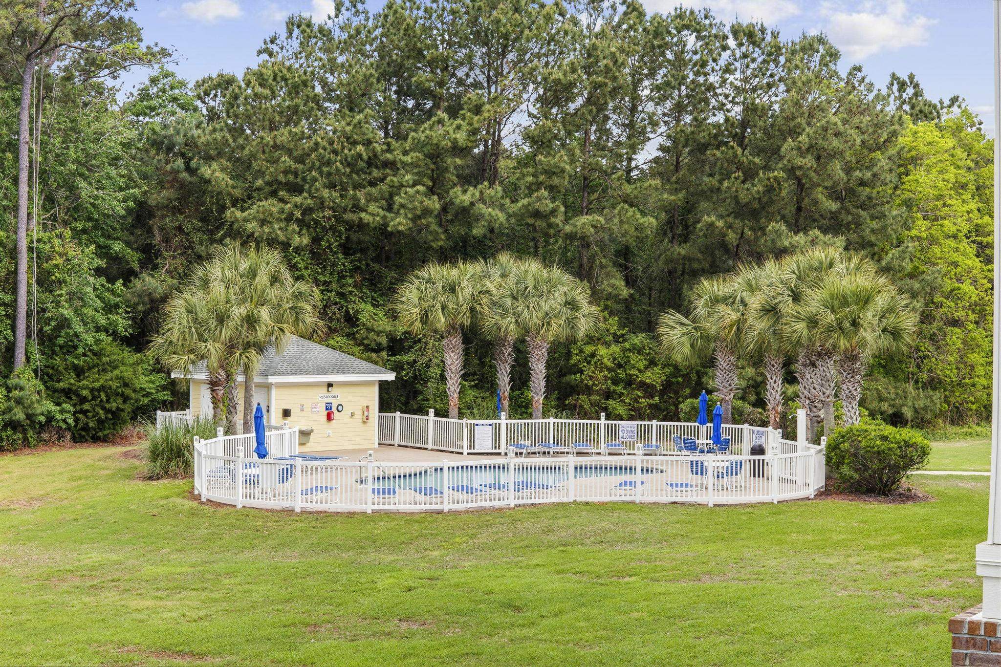 4870 Luster Leaf Circle Property Photo 30