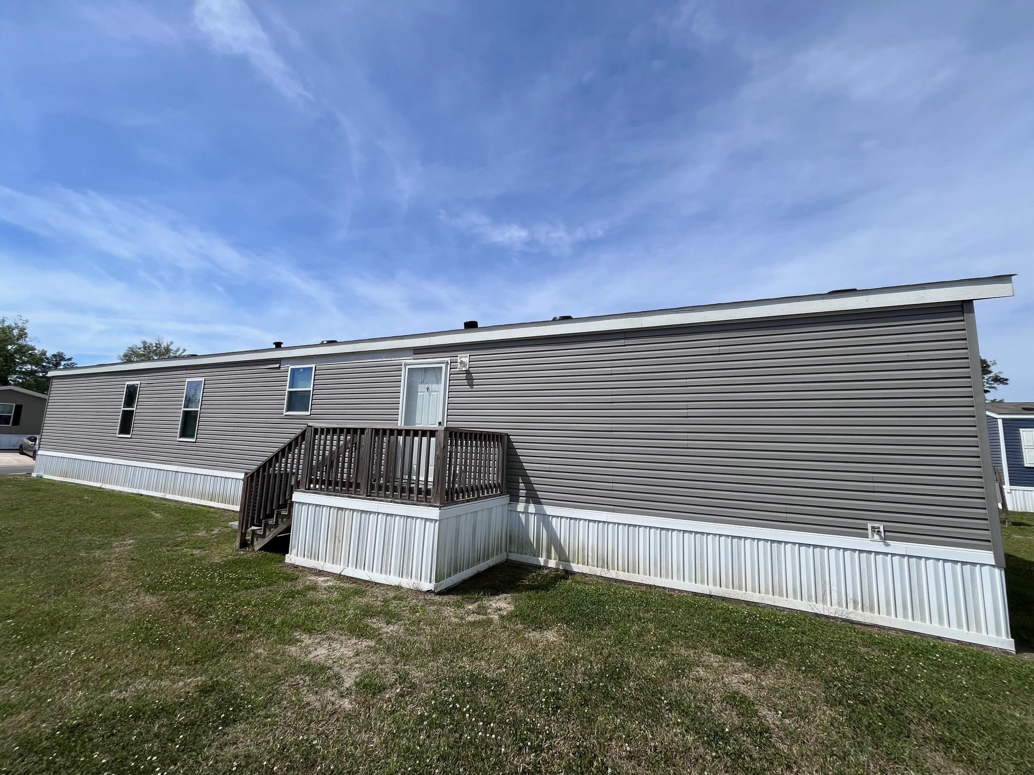 215 Air Stream Dr. Property Photo 17