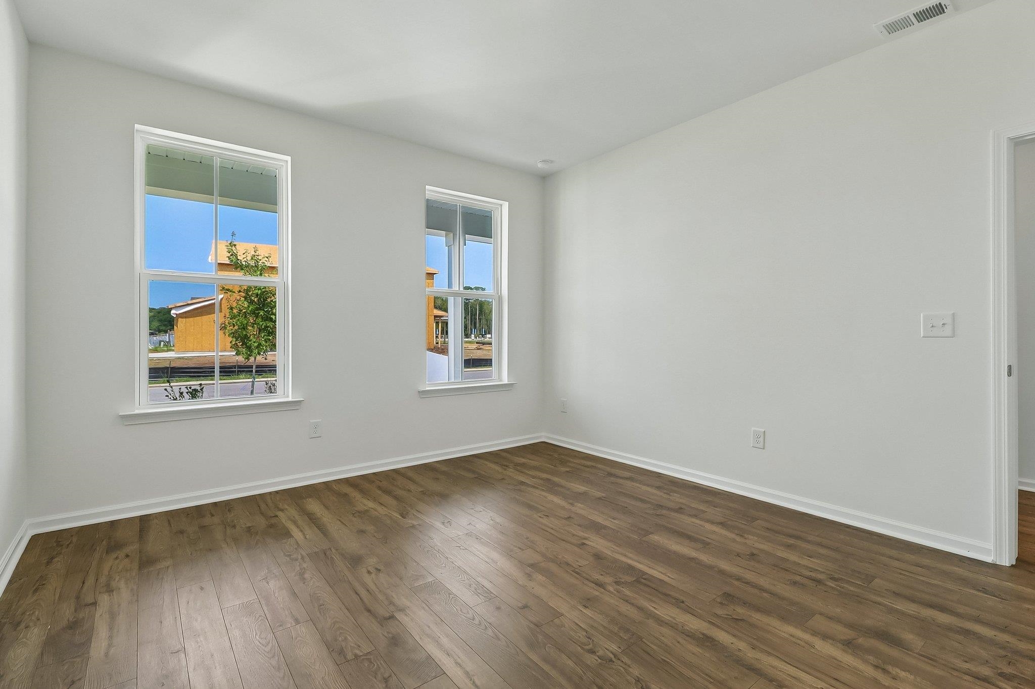 6000 Harness Ct. Property Photo 16