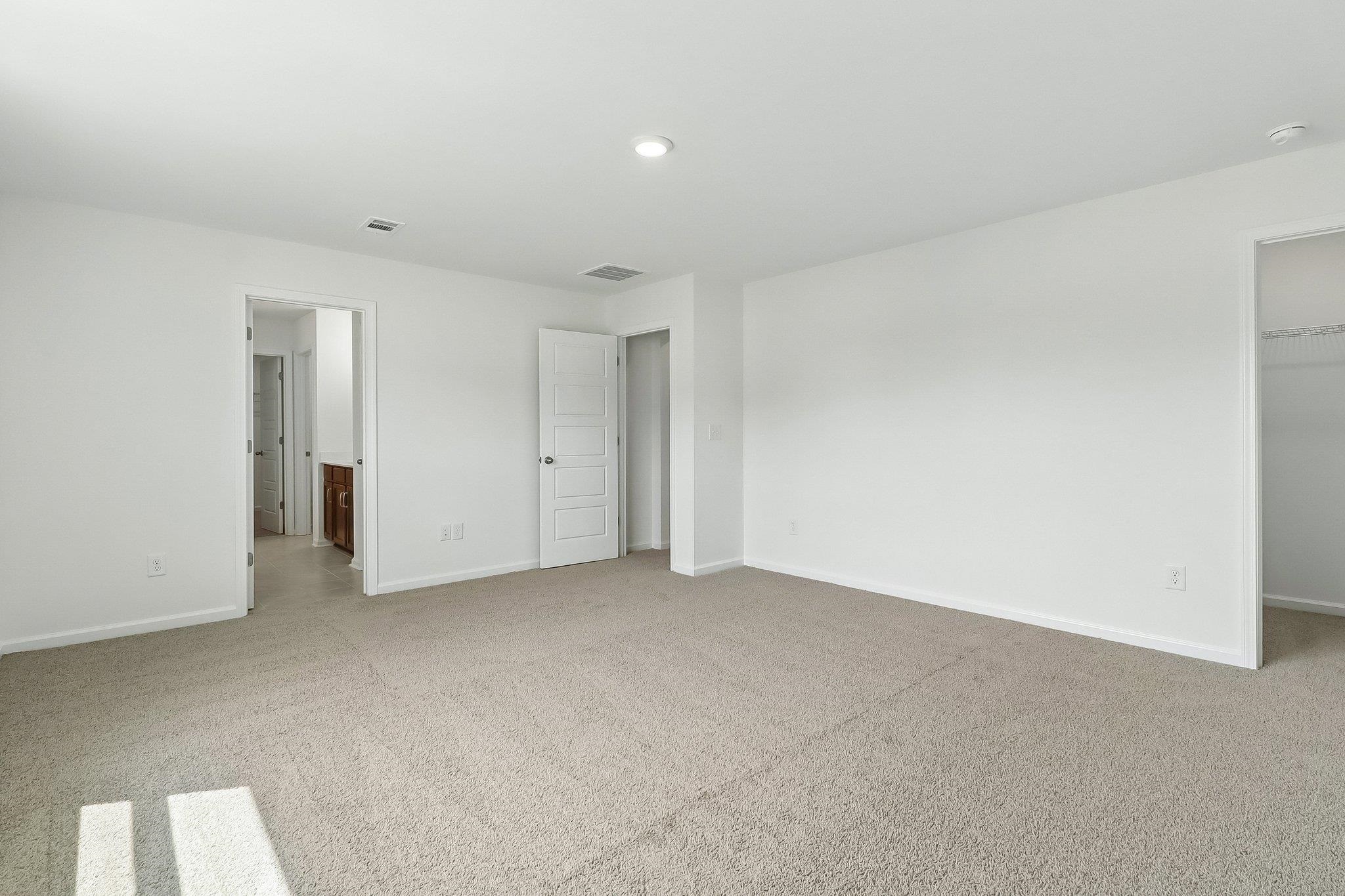 6000 Harness Ct. Property Photo 23