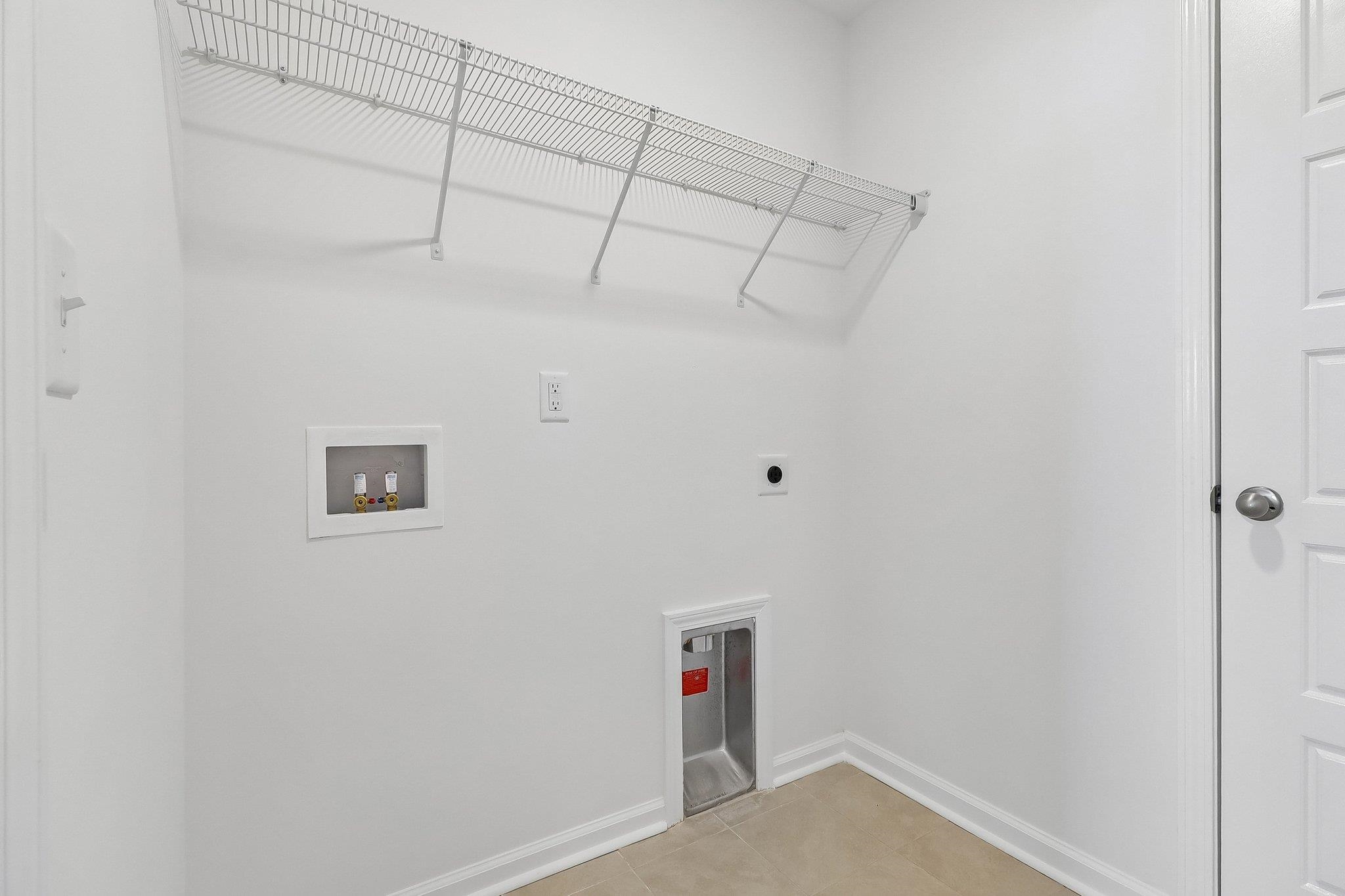 6000 Harness Ct. Property Photo 38