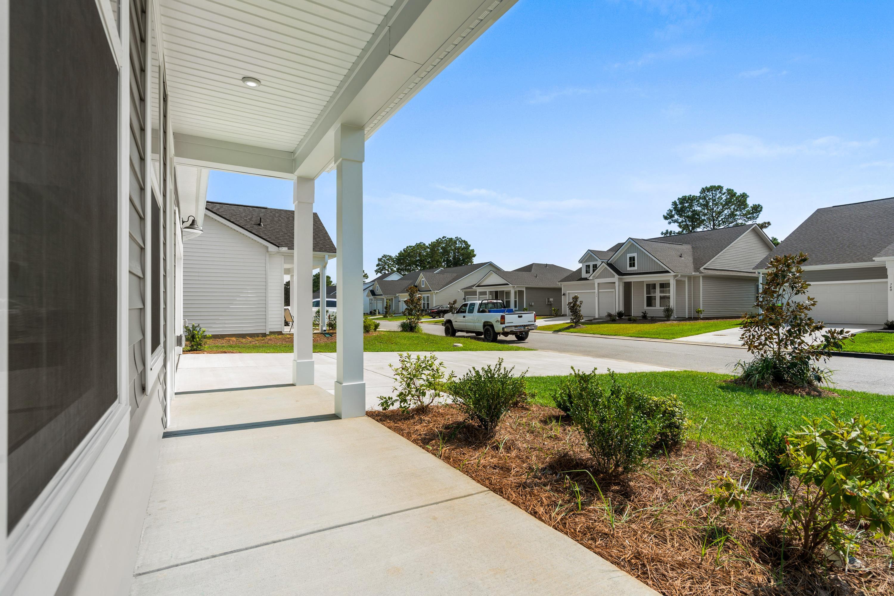 739 Sun Colony Blvd. Property Photo 4
