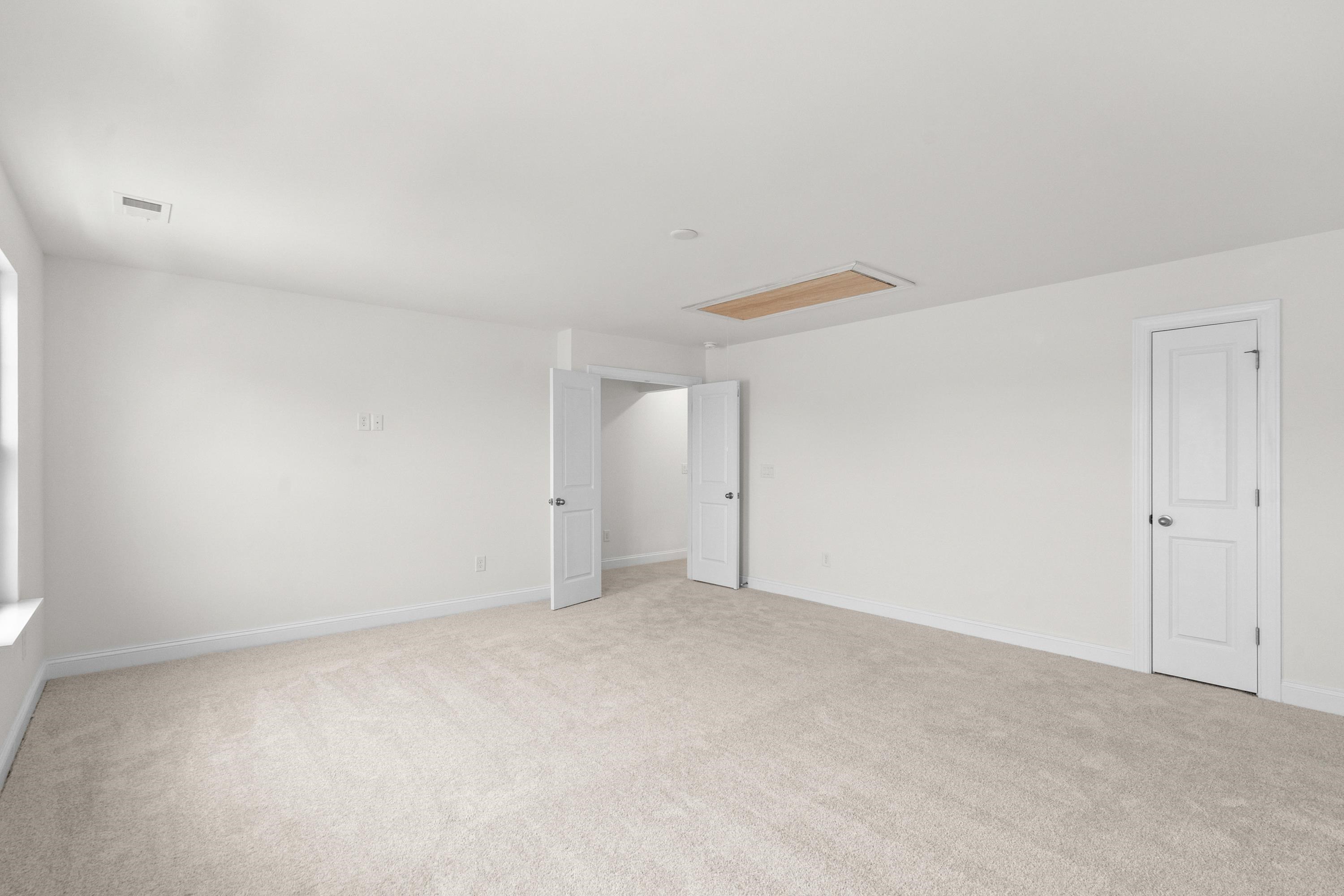 739 Sun Colony Blvd. Property Photo 43