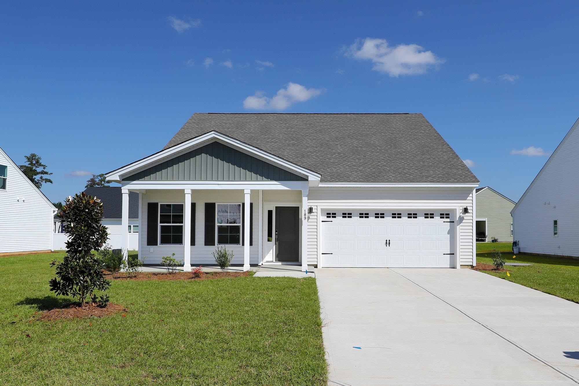 189 Nw Mayflower Dr. Property Photo 1